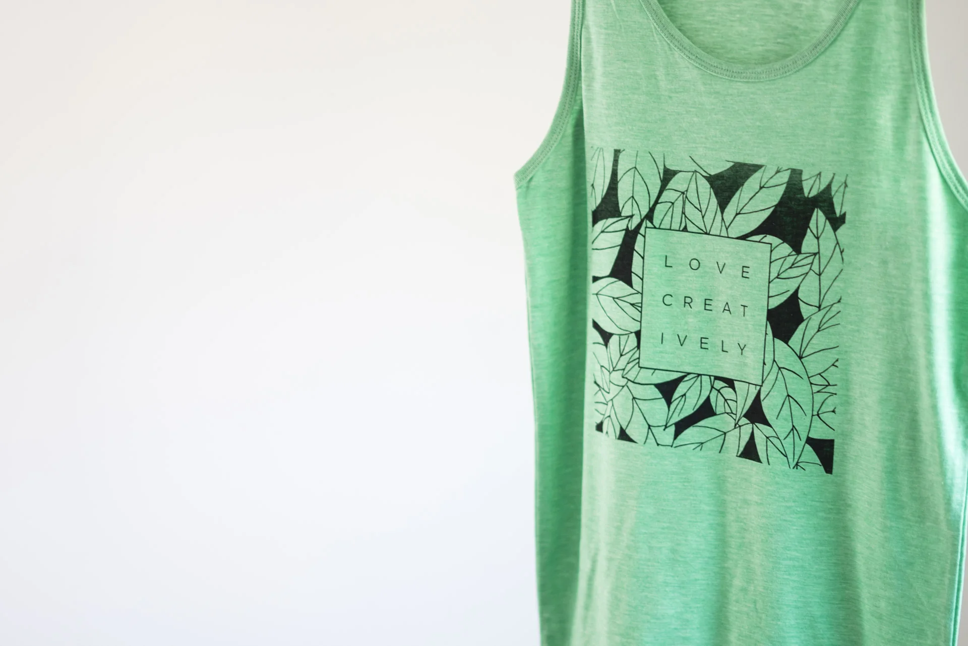 Love Creative-leaf Tank - Green
