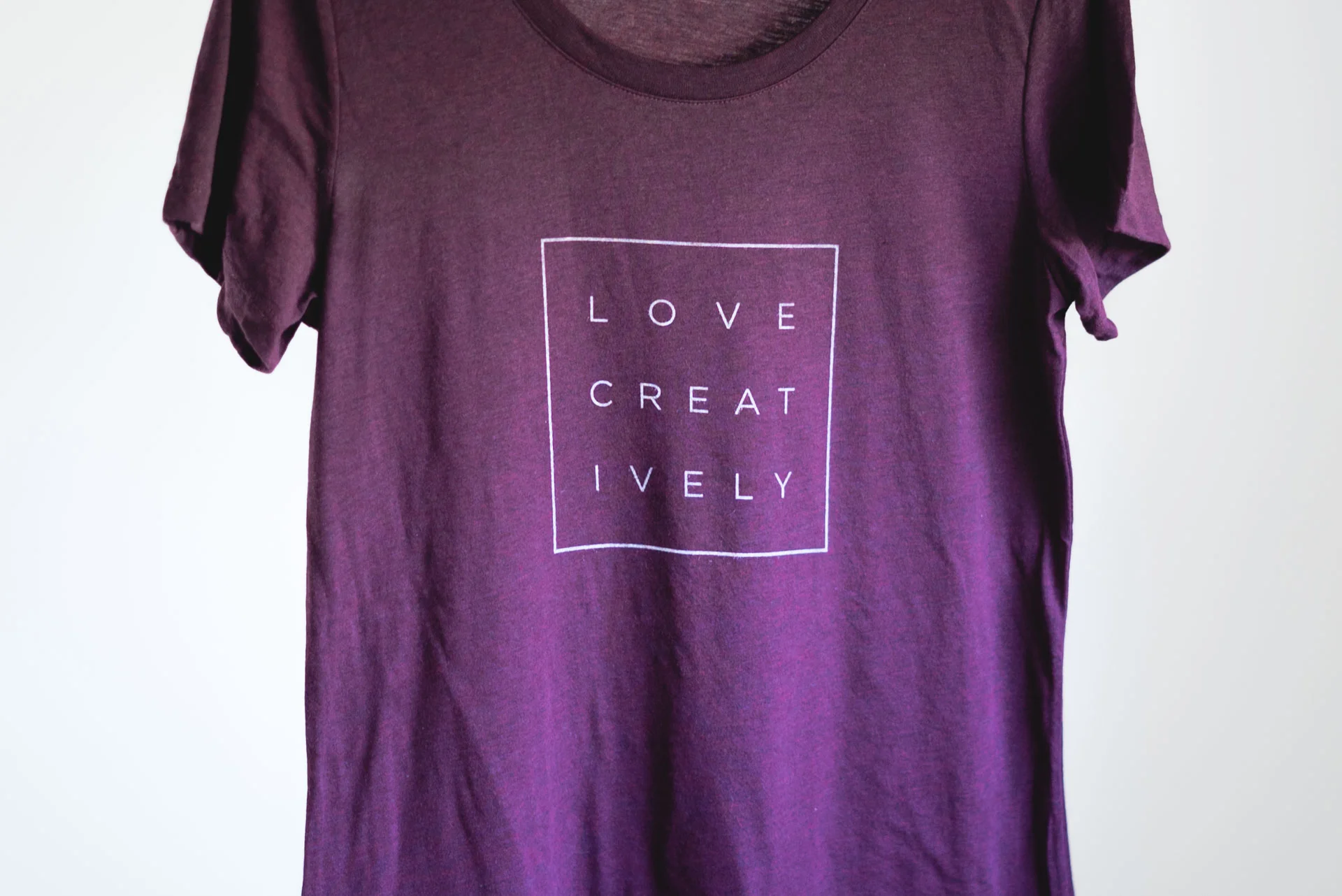Love Creatively Tee - Amethyst