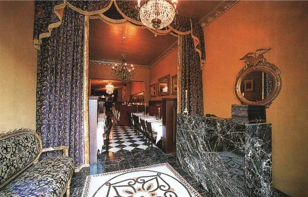 Commercial - Chandelier Restaurant, Freemans Bay.jpg