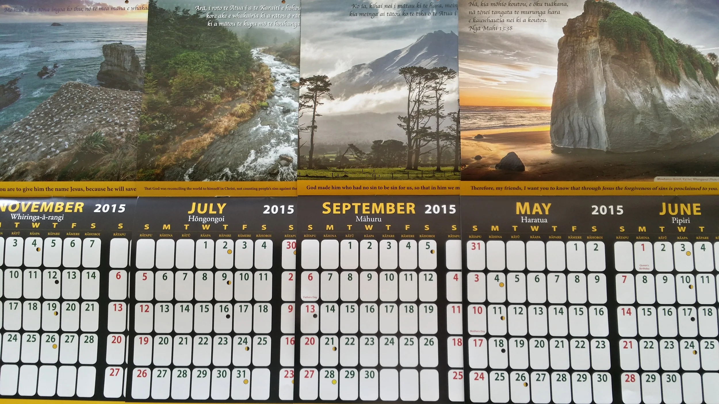 CLICK on pic:  Free Calendars