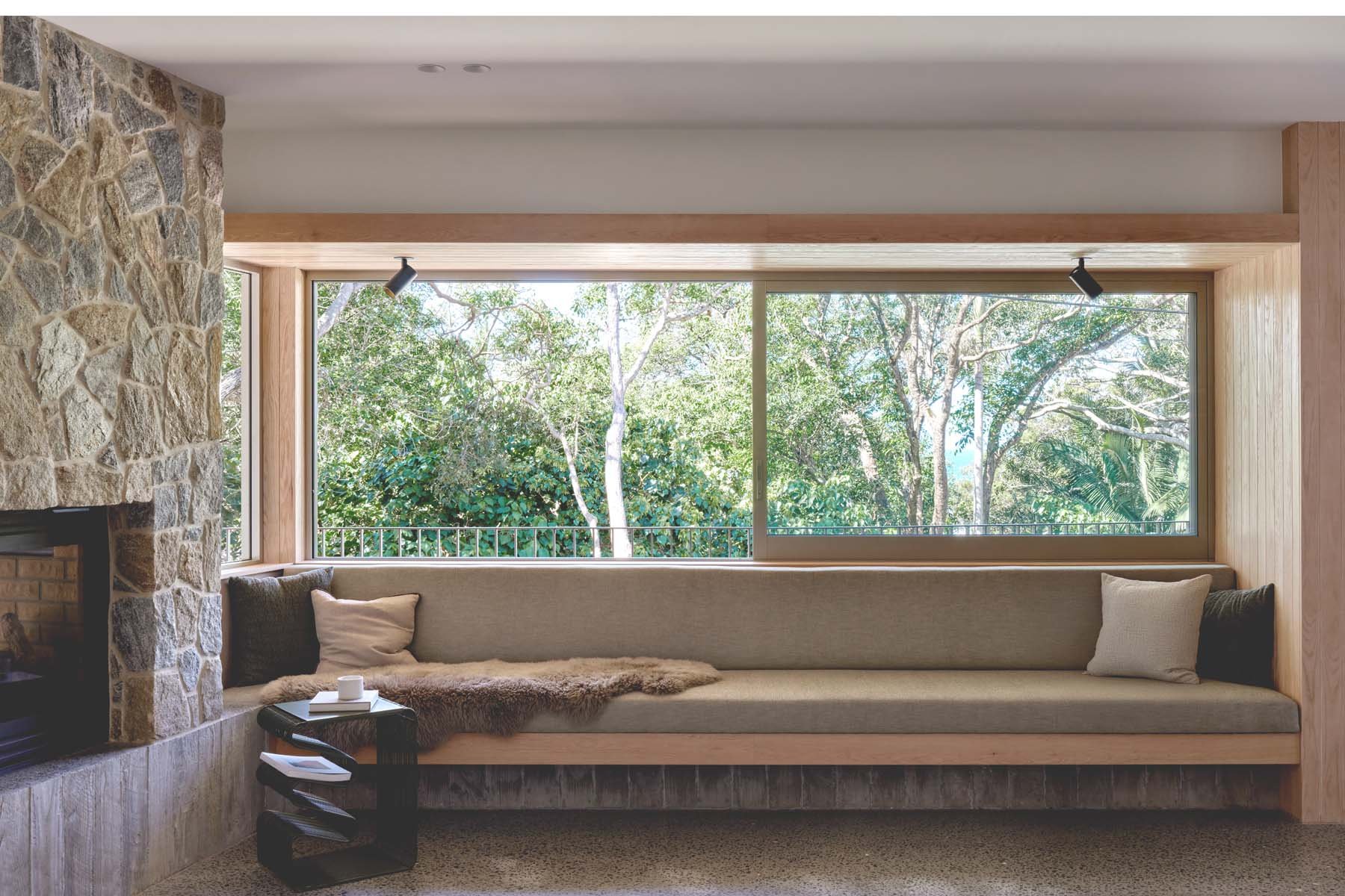 kelder_architects_sunshine beach house_009.jpg