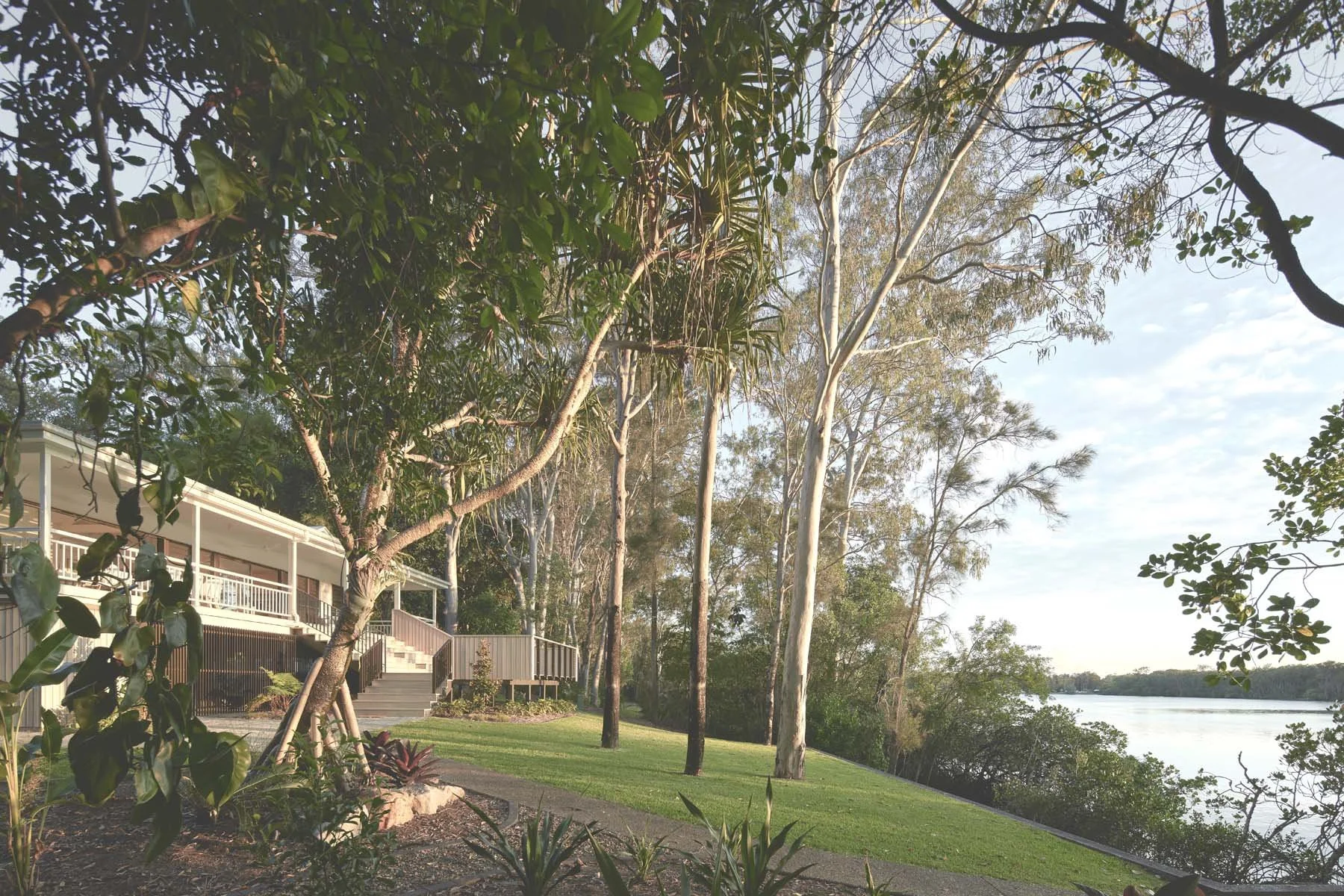 Noosa River House — Transforming a Rundown Riverside Retreat Into a Family Sanctuary