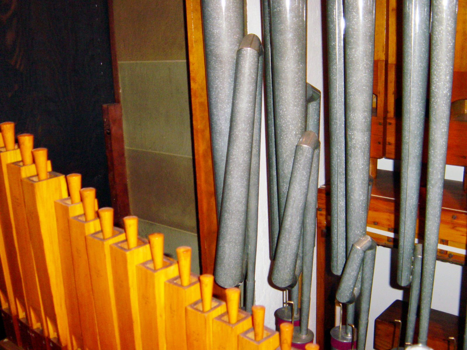 mitred reed pipes.jpg
