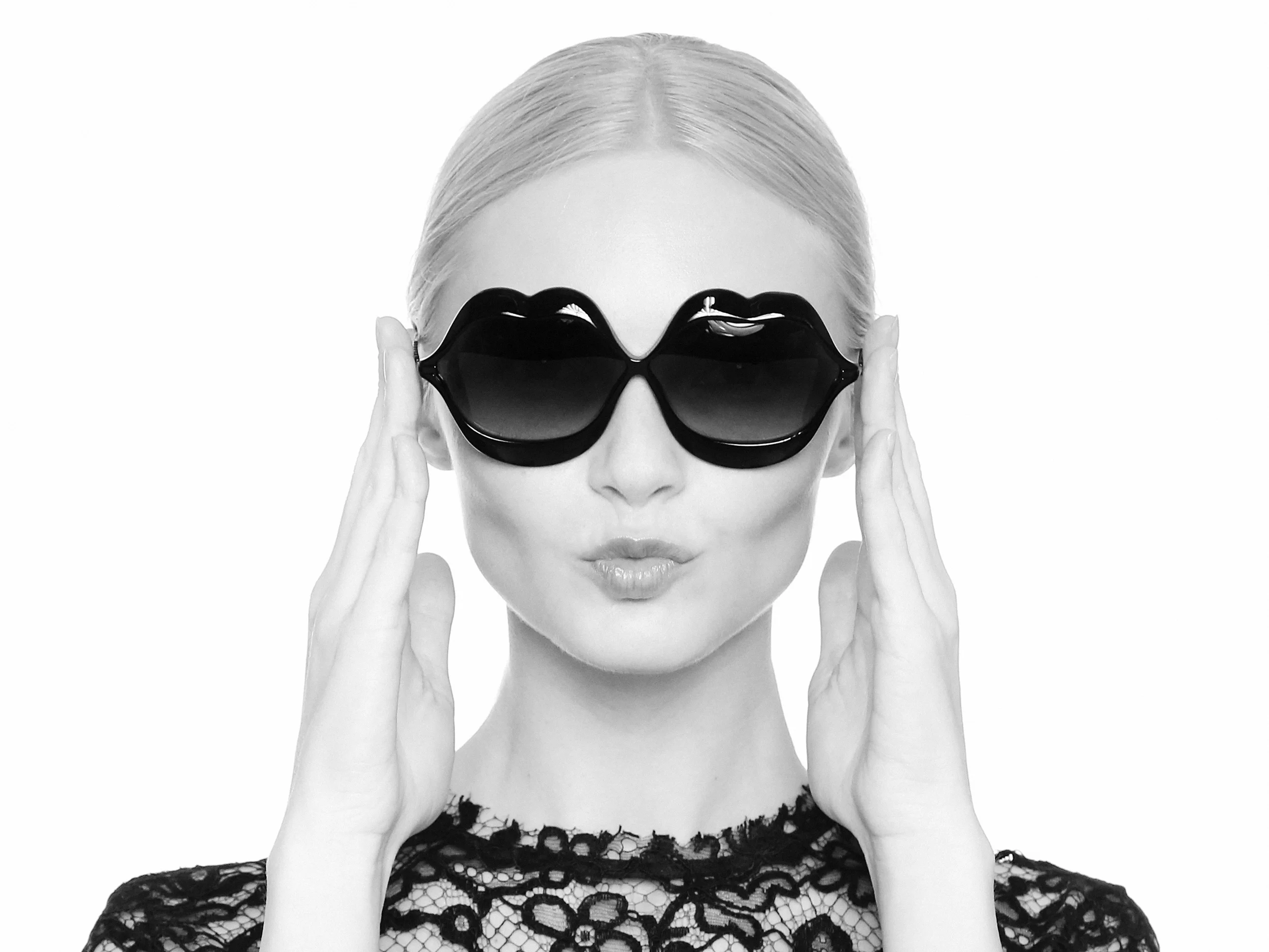 SunnyLips_bnw1c.jpg