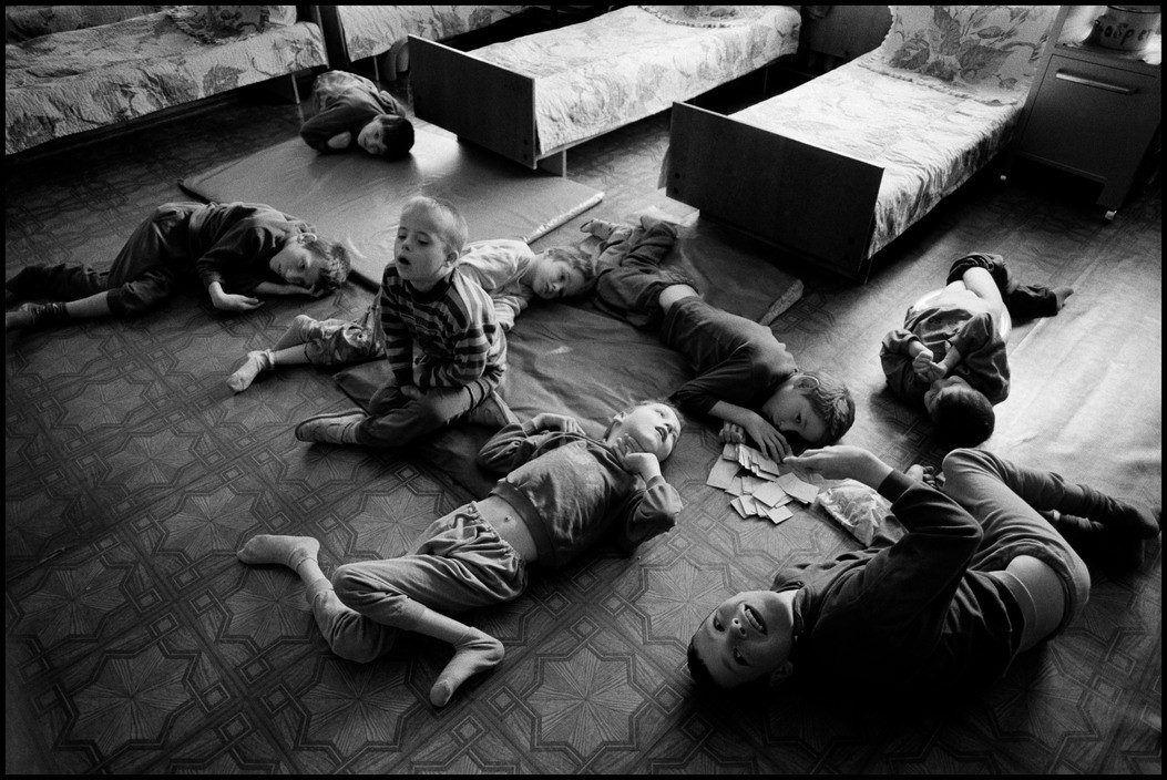  BELARUS. 1997. Novinki Asylum, Minsk. These boys are unable to walk. They move by crawling, rolling, or sliding. 