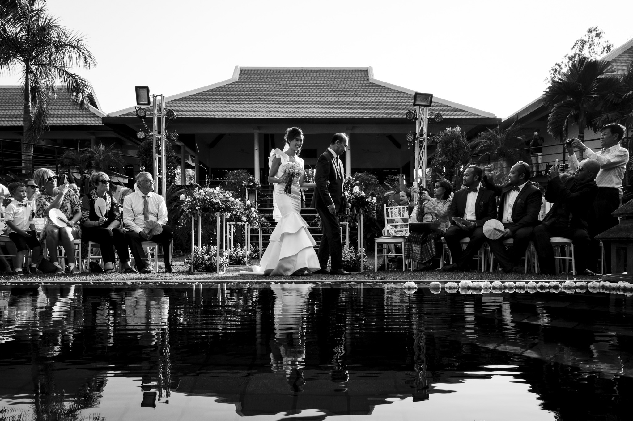 Khoi Le Studios Wedding Photojournalism (Wedding in Campodia)_23.jpg