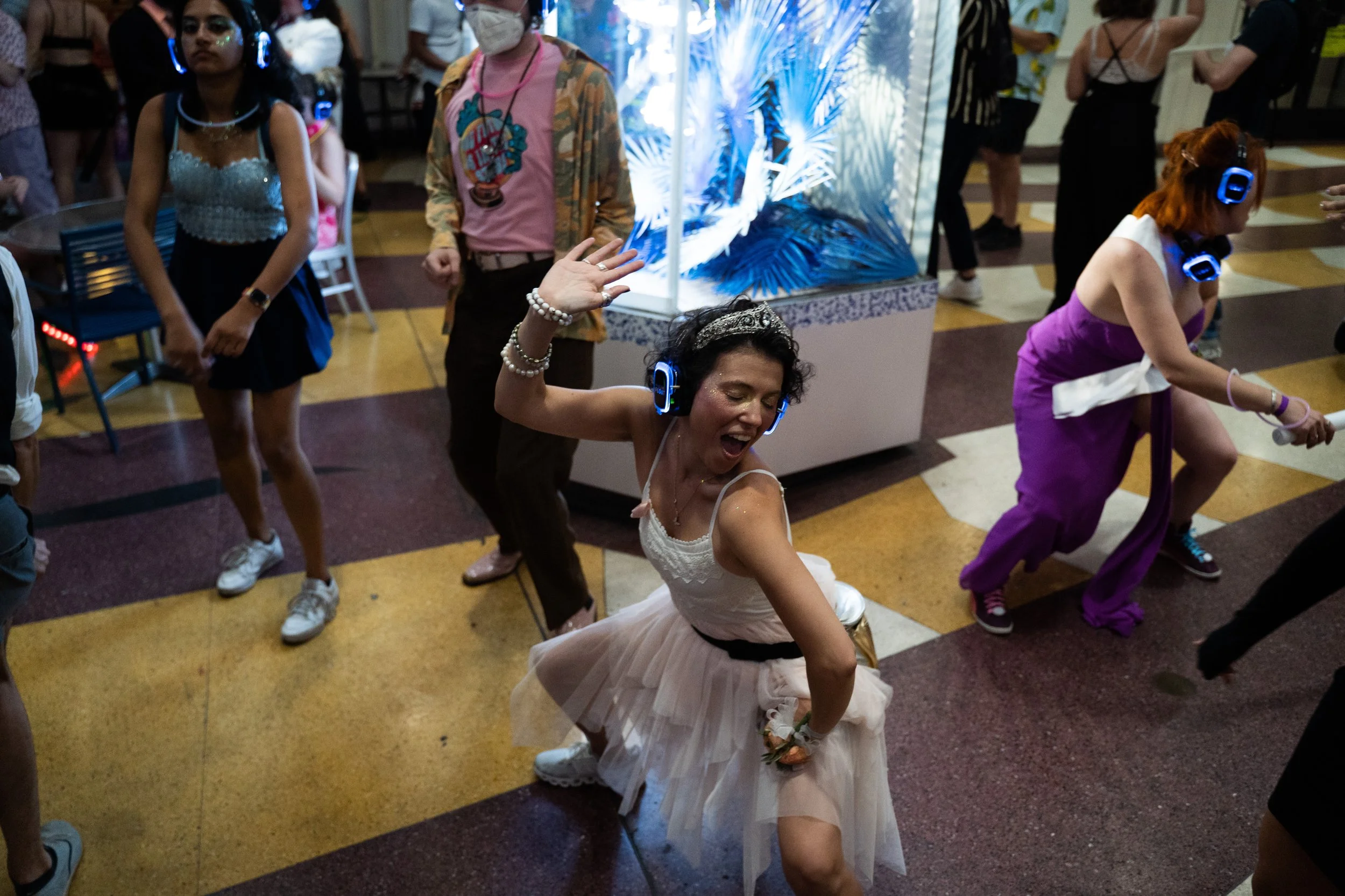 Dungeons and Dragons and FLOAT - LA