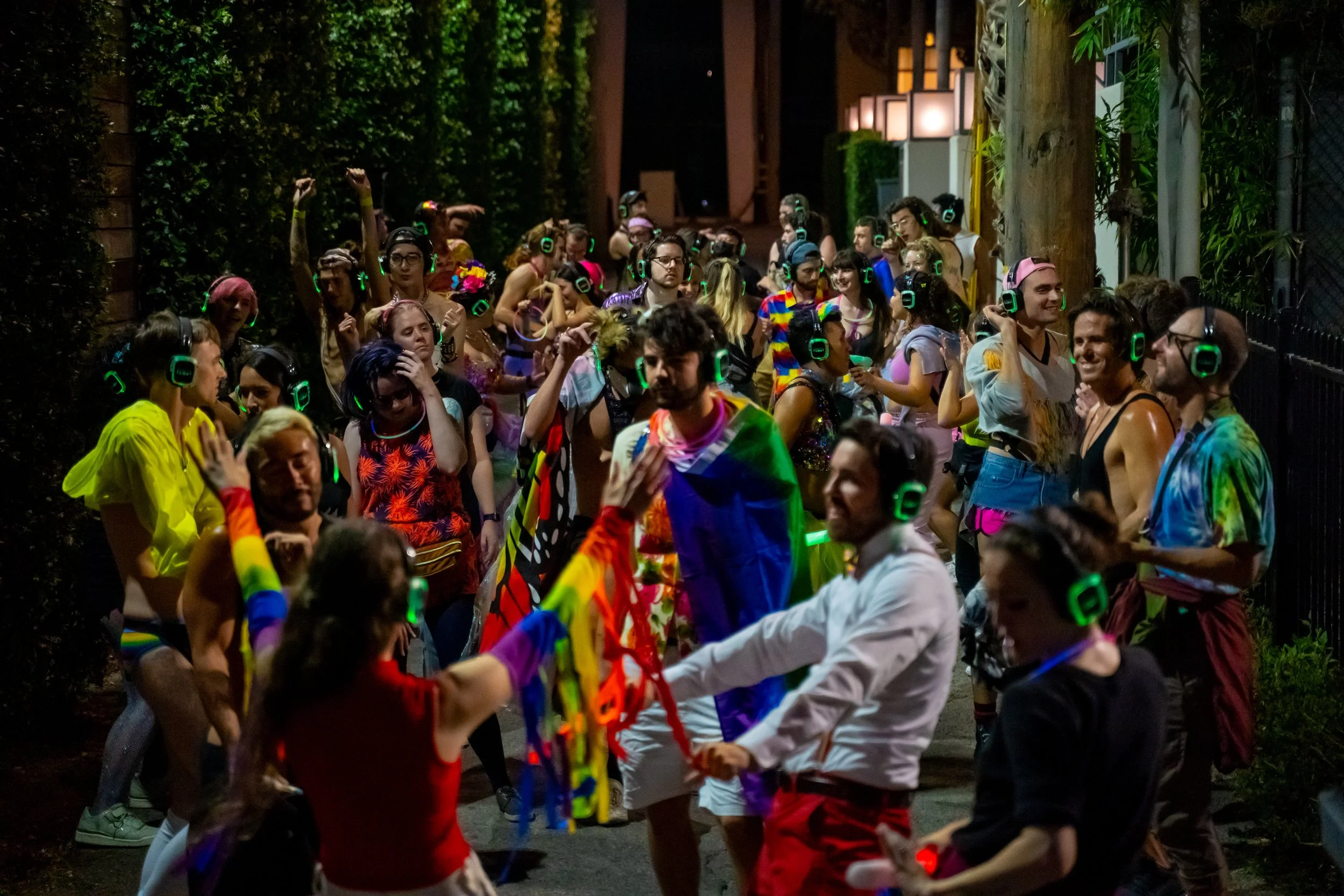 Float Around the World - LA