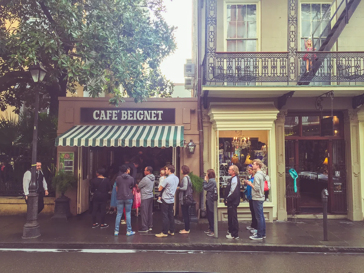 Cafe' Beignet, a charming little beignet shop that attracted us and other hordes of tourists from its central location in the French Quarter.