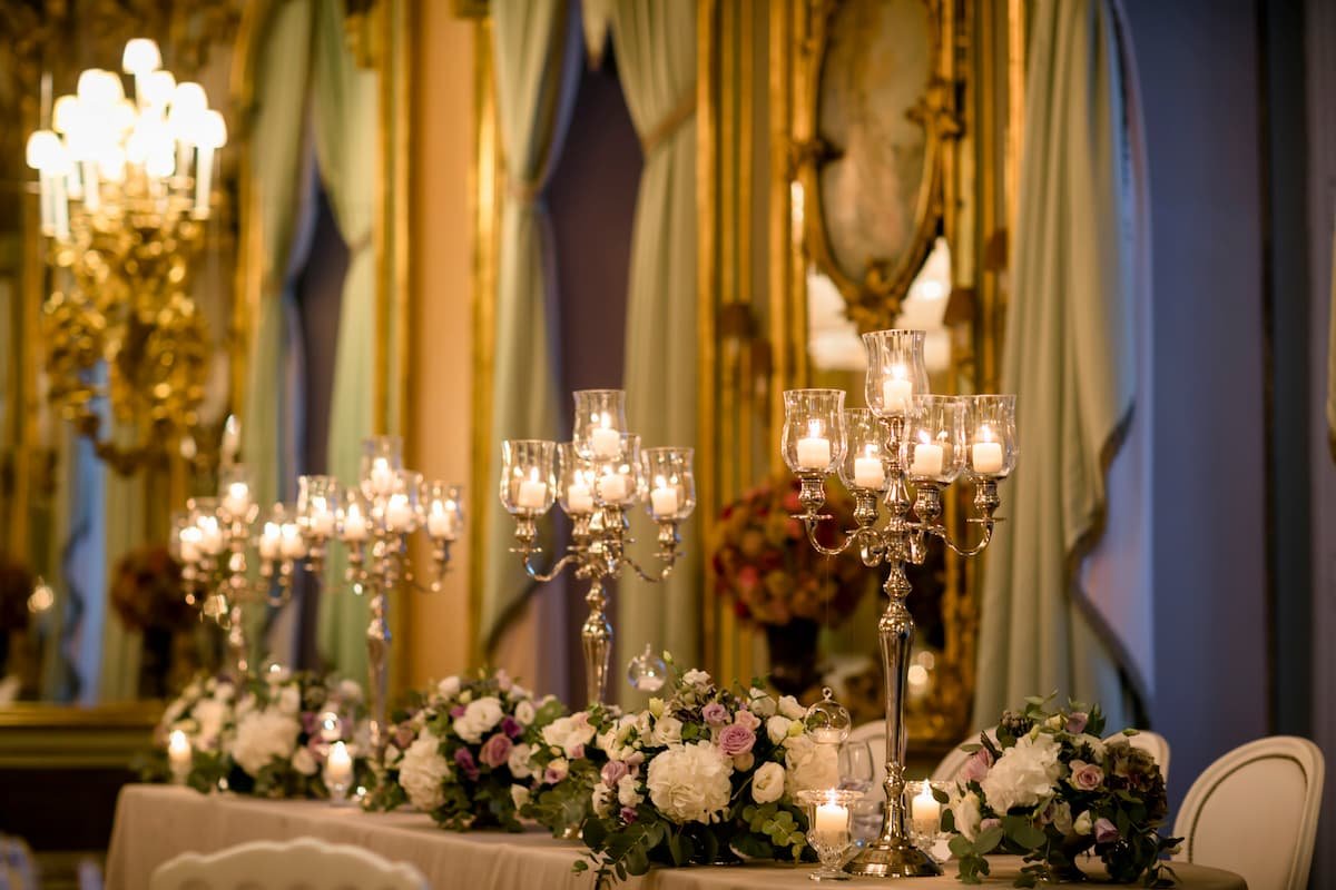 C&D_02608_Elegant wedding top table in luxury villa in Tuscany.jpeg