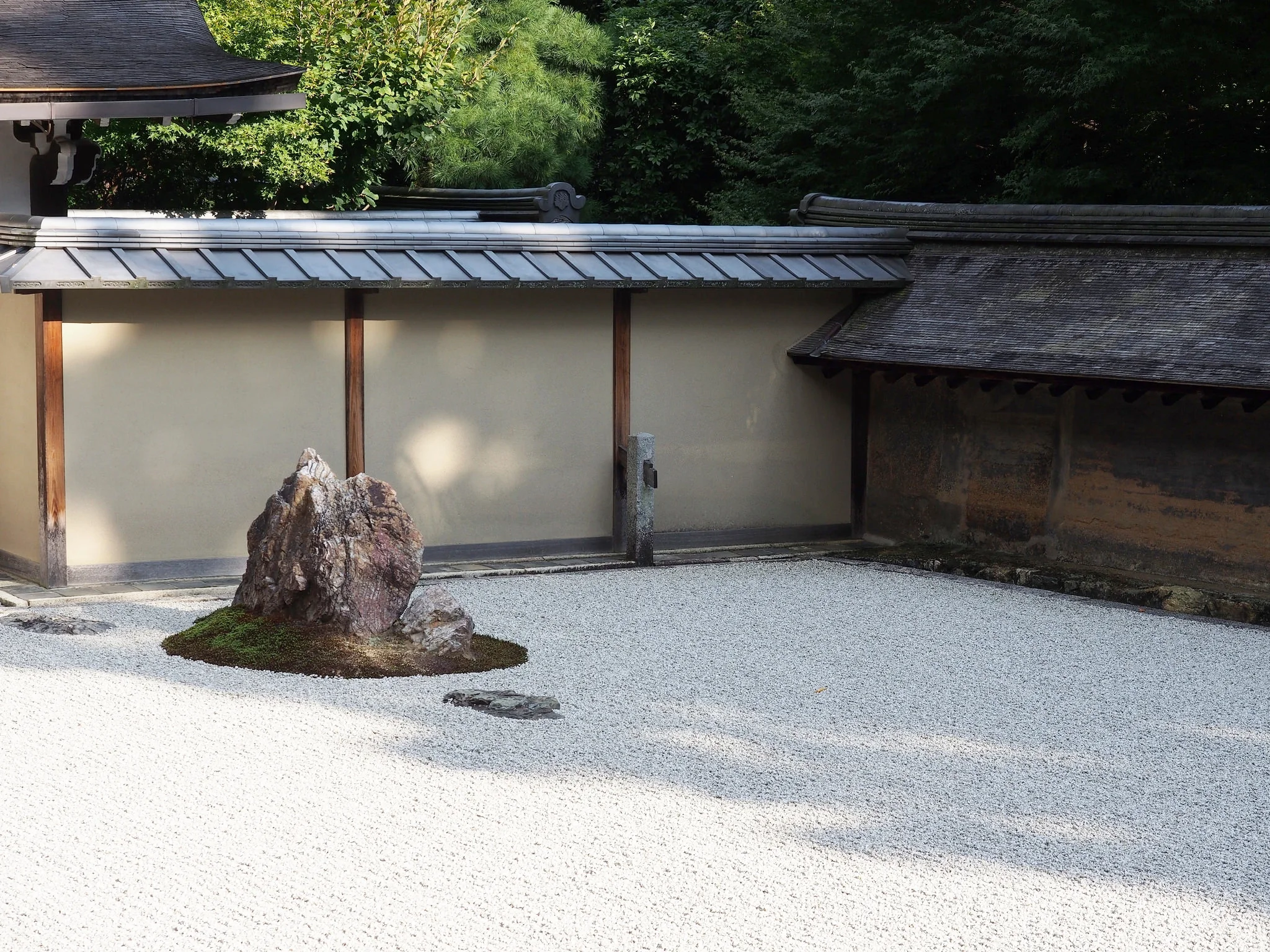 " Karesansui " style Japanese garden at Ryoan-ji temple. ©TOKI