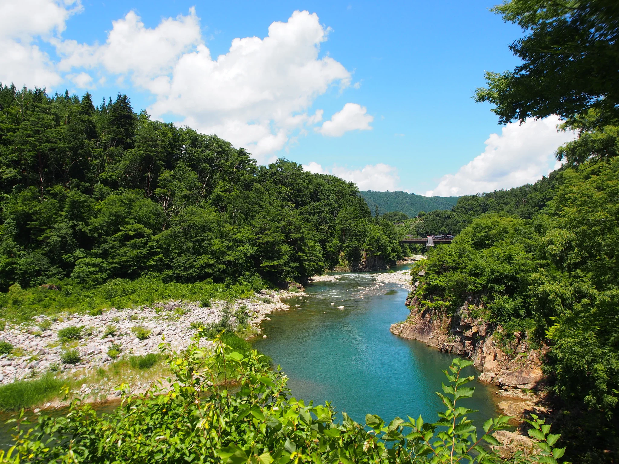 The mountains, the river, the sky, every people in Japan have sought spirituality in every aspect of nature. ©TOKI