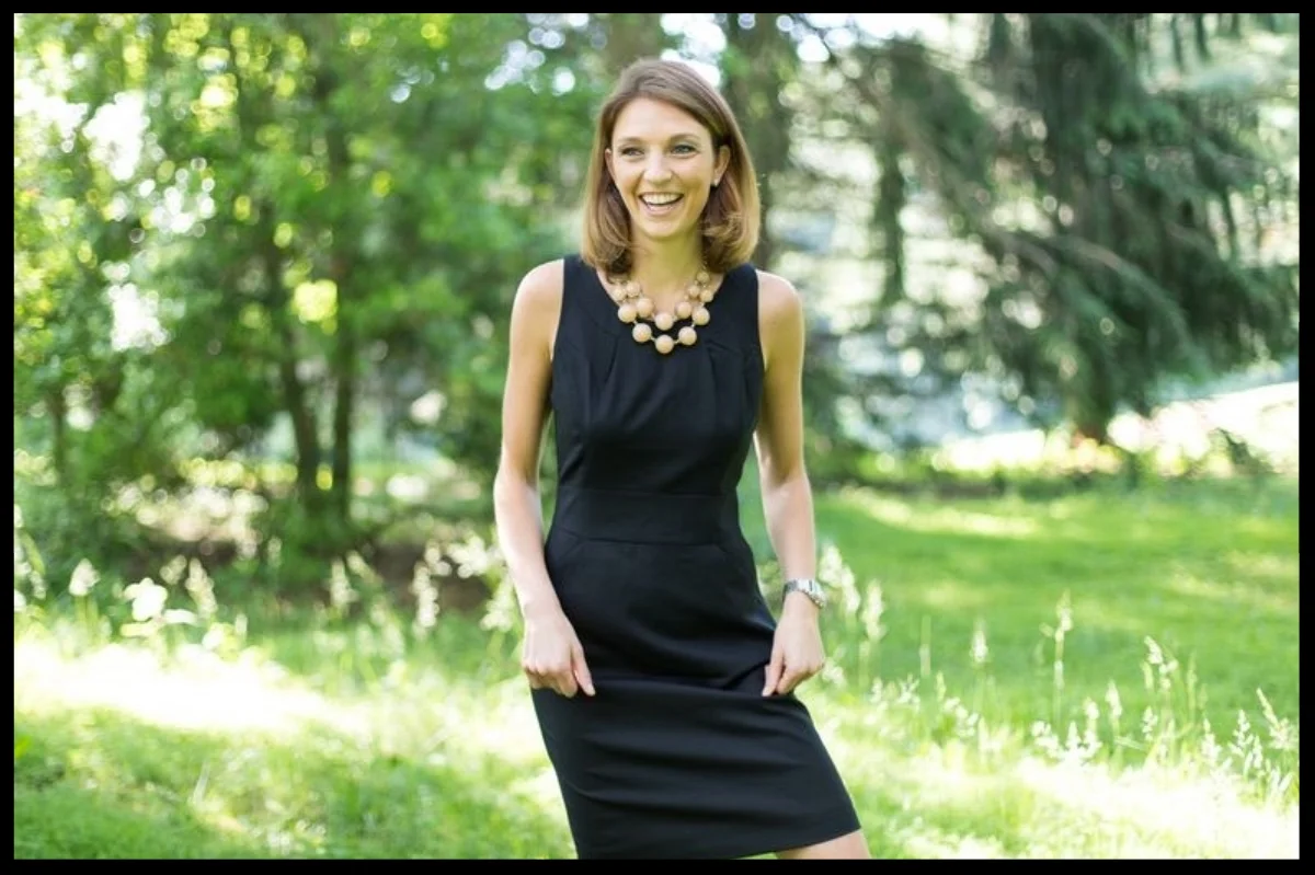 headshot87 - Copy.jpg