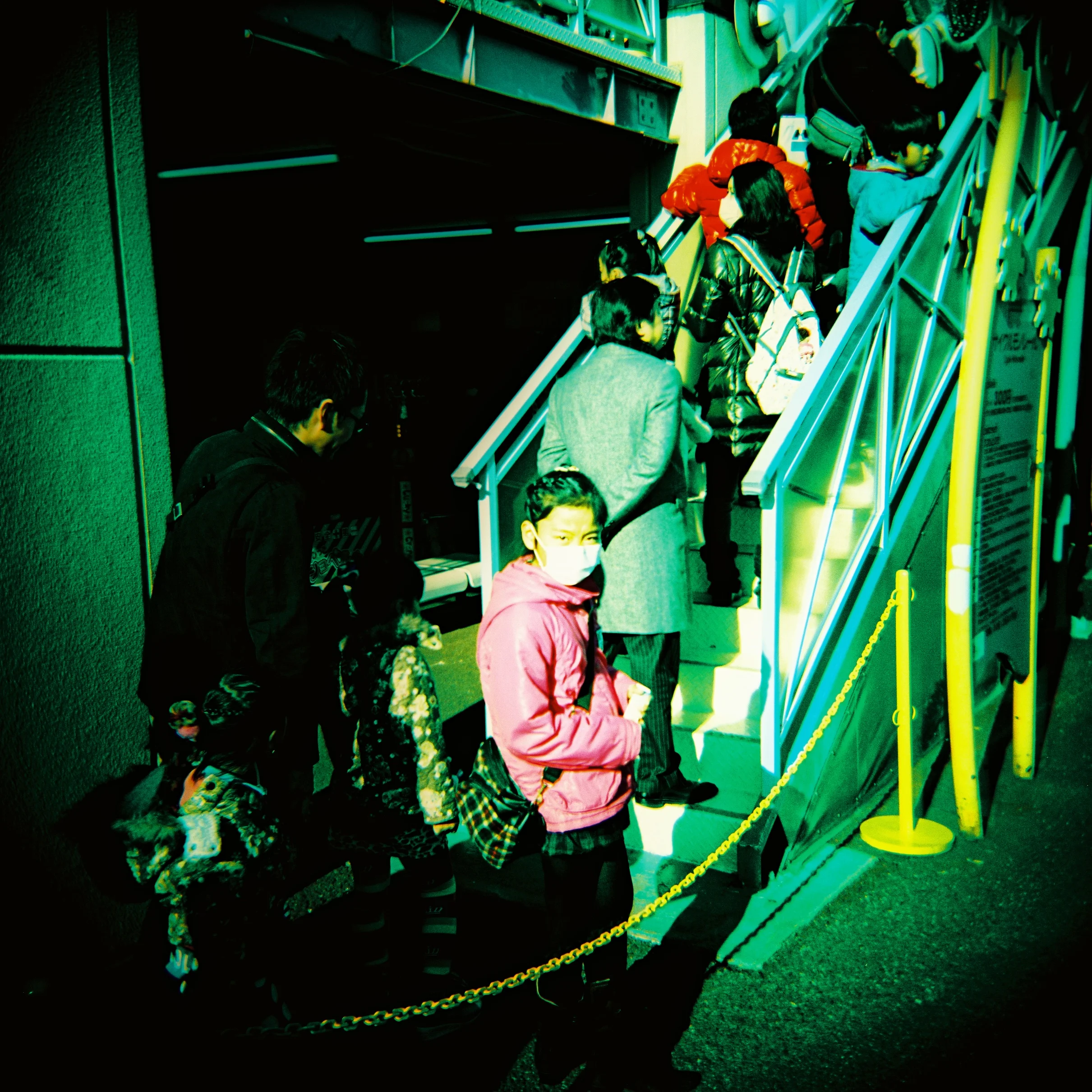 R1-00820-0011.jpg