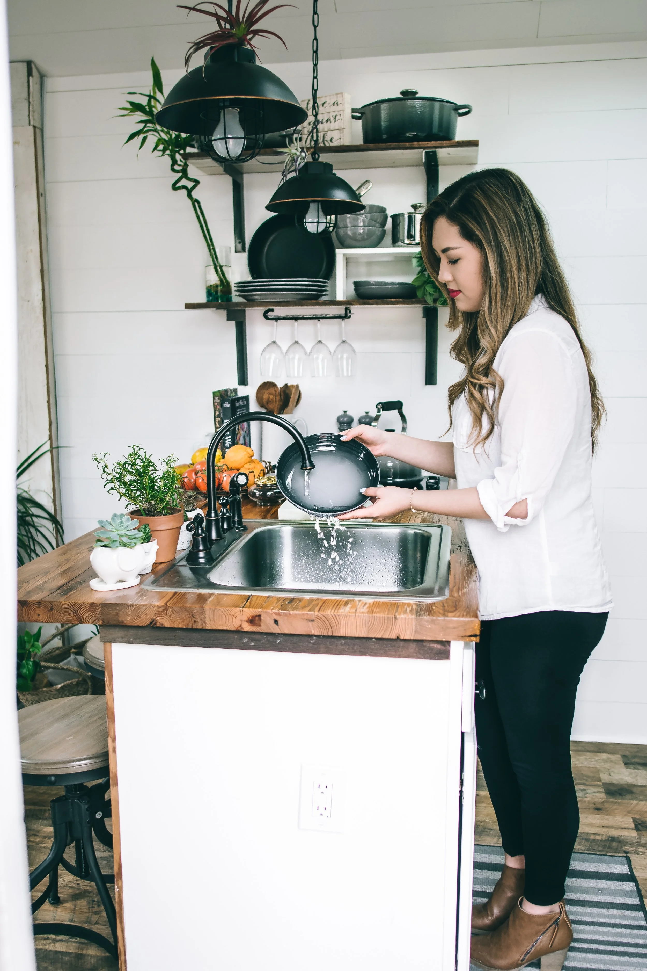 tina-dawson-1561592-unsplash.jpg