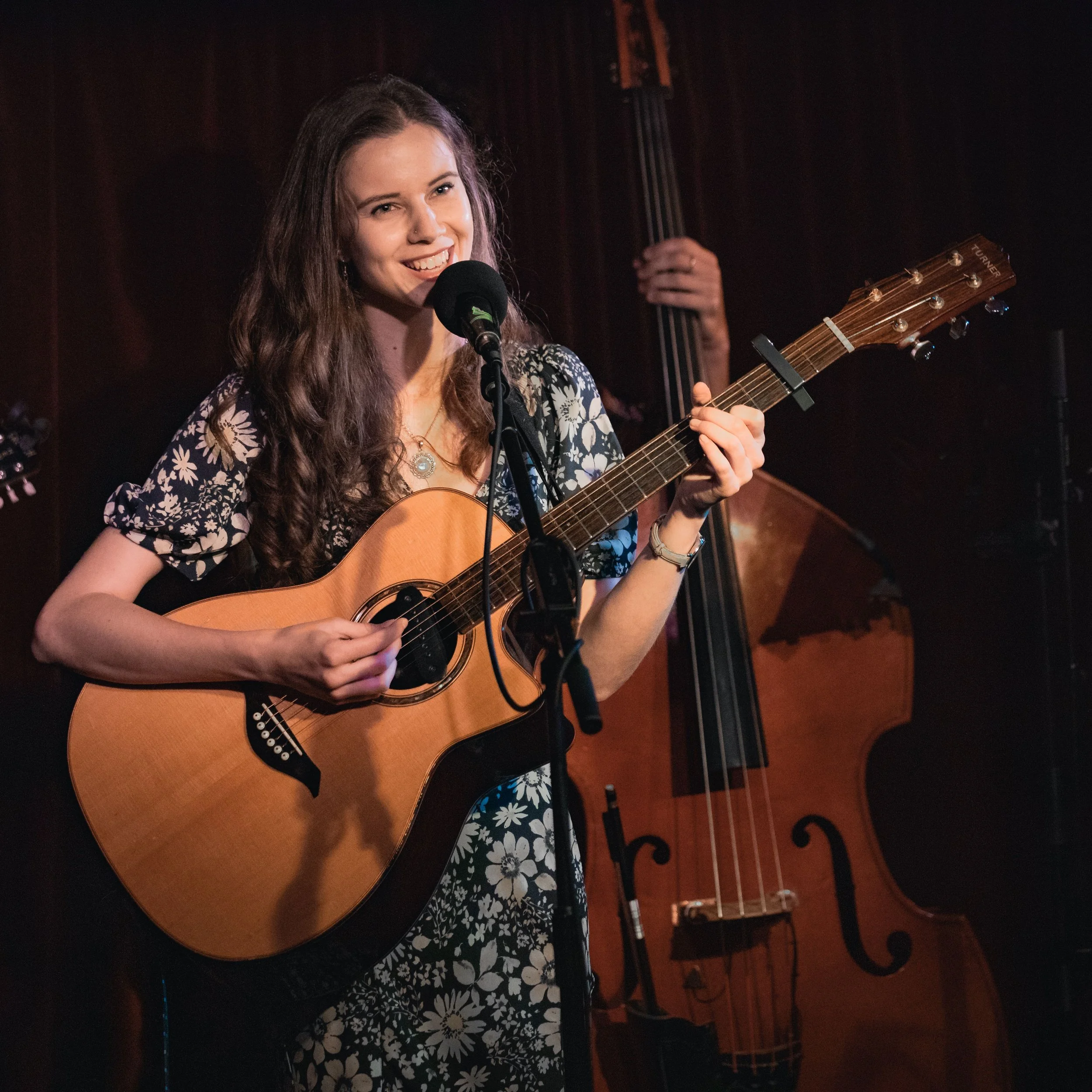 Zoë_Wren_GreenNote_0026 edit-min.jpg