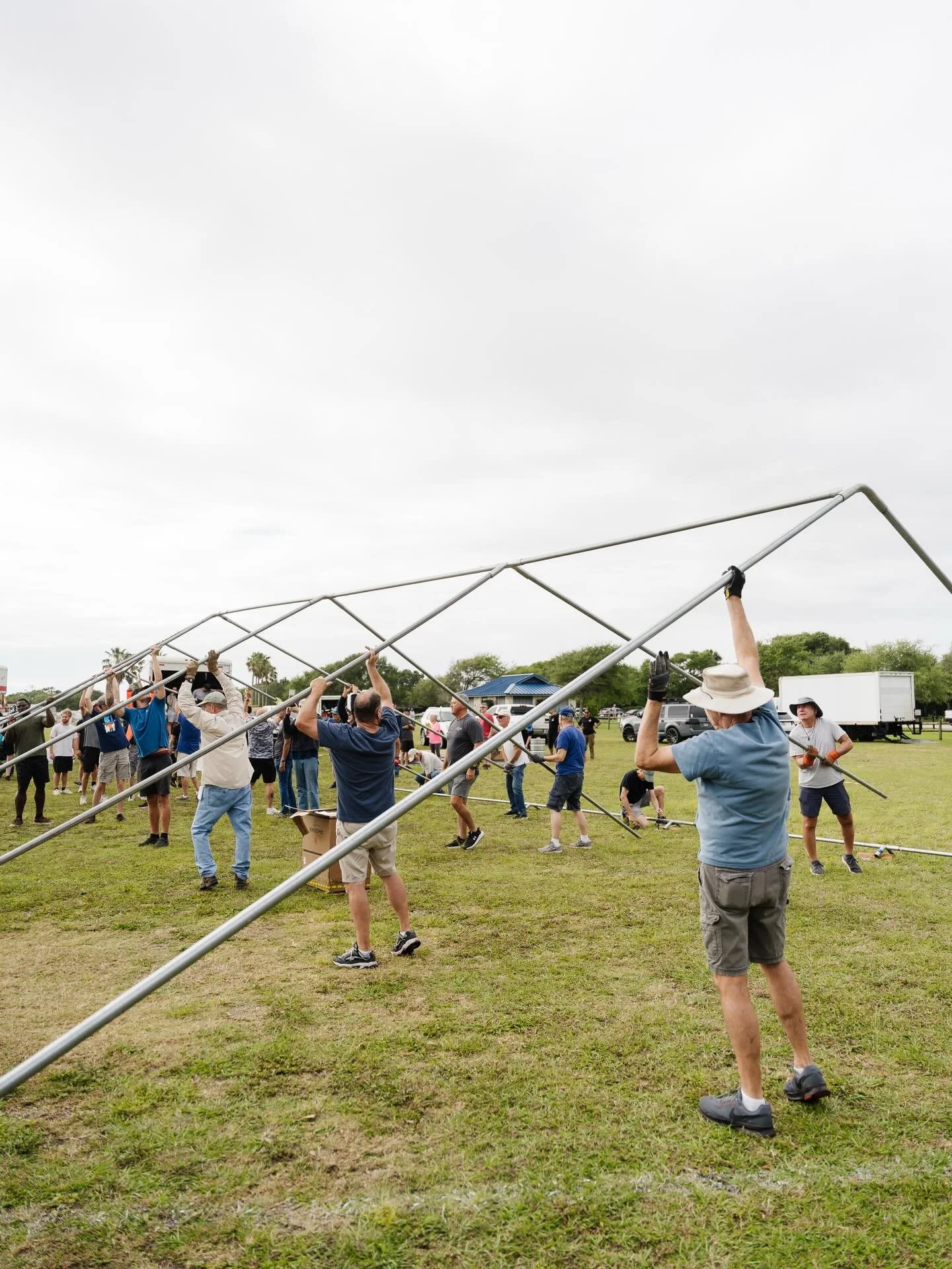 It&rsquo;s been a great day setting up at Riverside park! Shoutout to all our smiling volunteers &amp; staff for making this happen. We&rsquo;ll see you tonight for prayer in the park at 7pm! 🙌🏼
