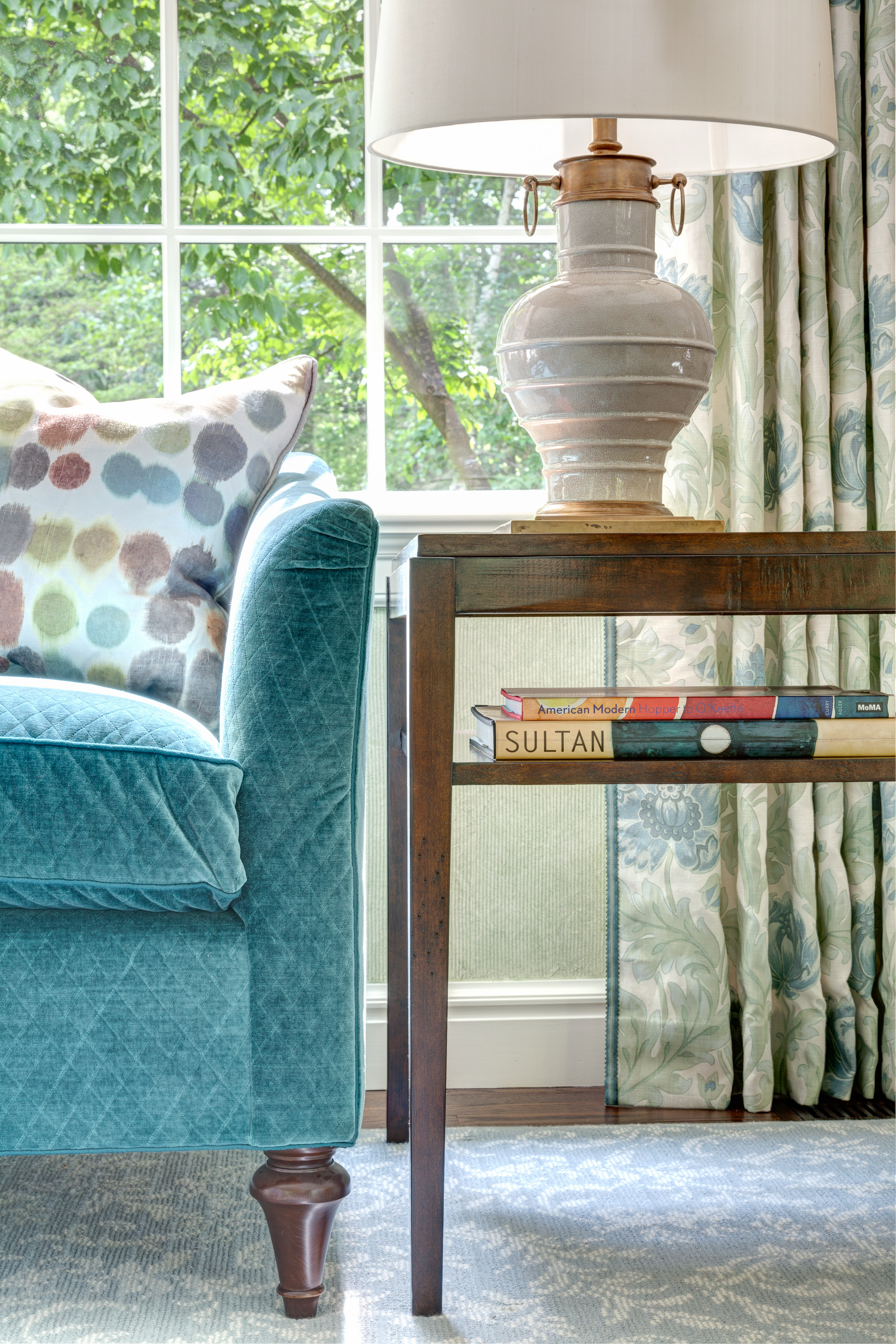 CTC01_LR_Sofa_Detail_Jefrey_Kilmer_Design copy.jpg