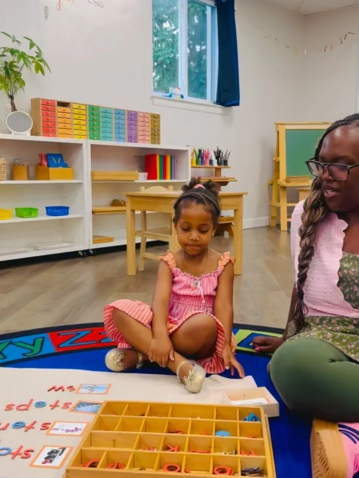 Watching our campers blossom and develop a love of learning has been the greatest reward this summer.🌼🌺🌹
Thank you, families, for entrusting us with your children. #MontessoriLove #GratefulHeart #SummerCamp #Montessorischoolofwashington #MSOW #chi
