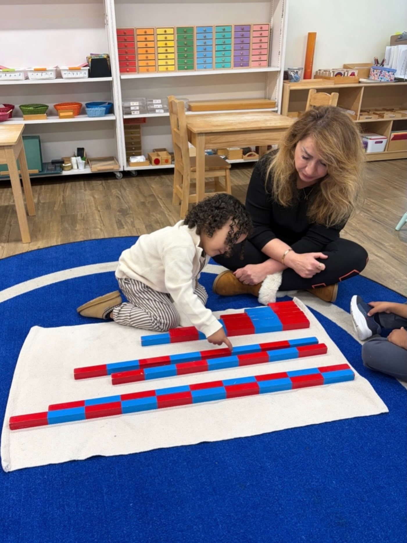 🌺Happy Montessori Wednesday🌺

We&rsquo;re sharing a quick spotlight on our Number Rods! This wonderful material features 10 wooden rods with alternating red and blue segments, ranging from 10 cm to 1 meter.

They give our children a lovely, hands-o