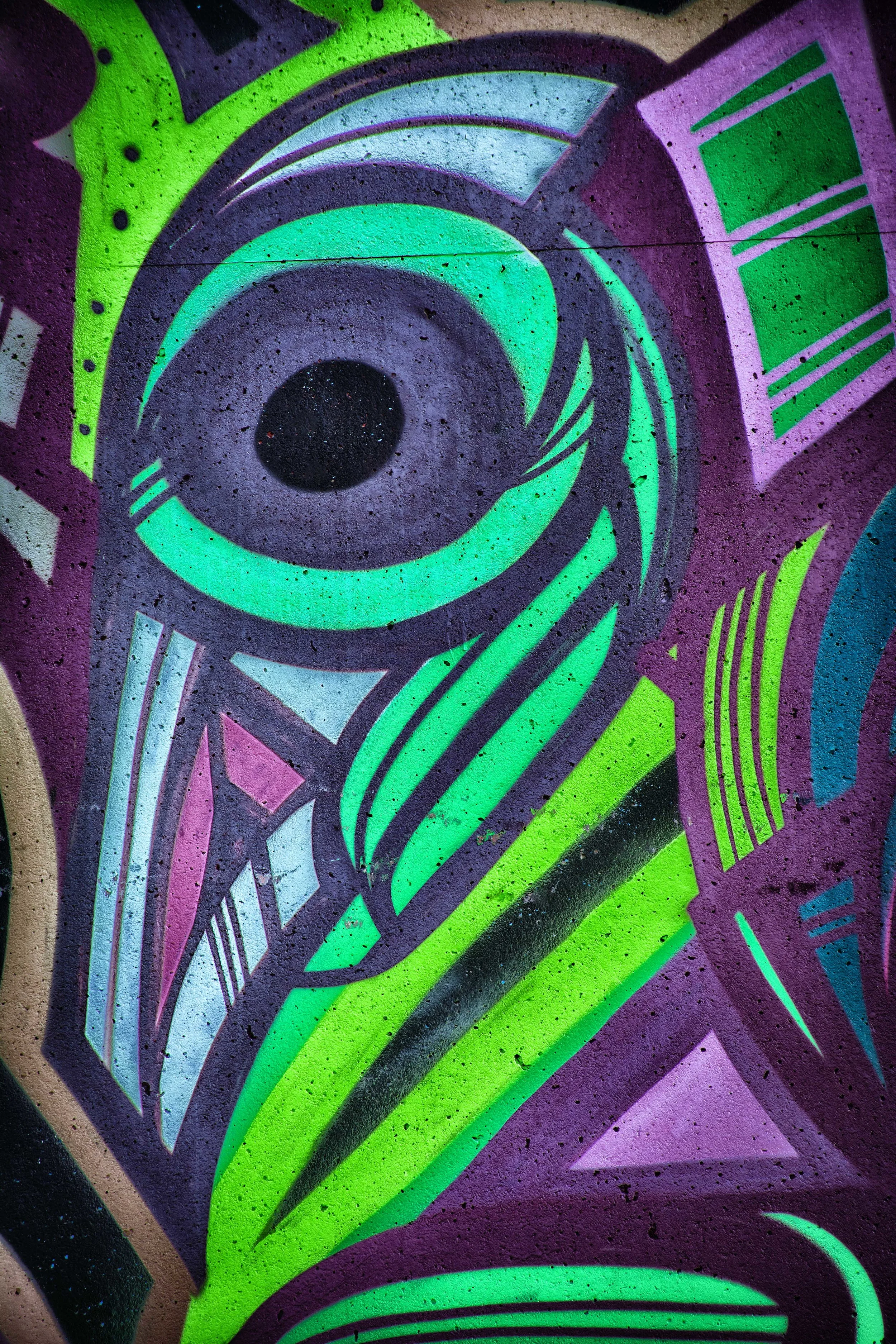 grafitti eye sm.jpg