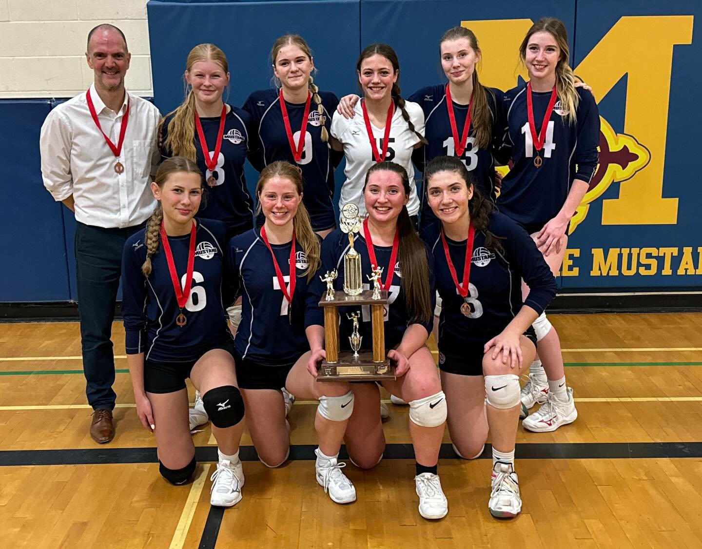 sr girls vball champs.jpg