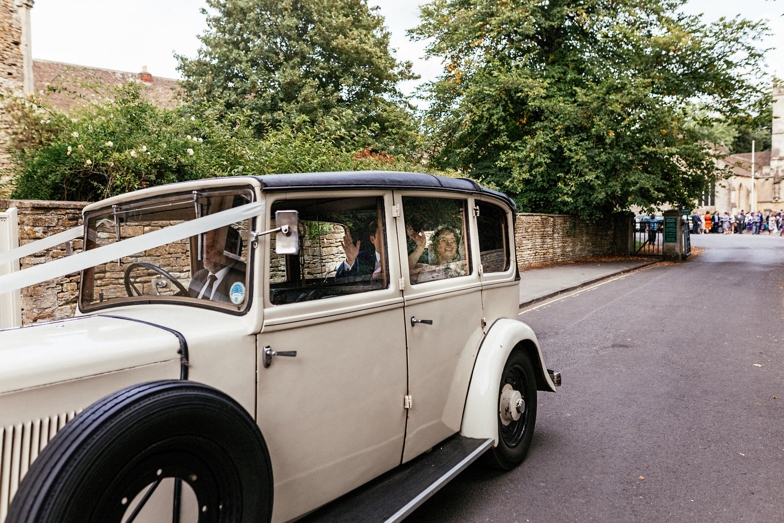 Winkworth-Farm-Wedding-Photographer-068.jpg