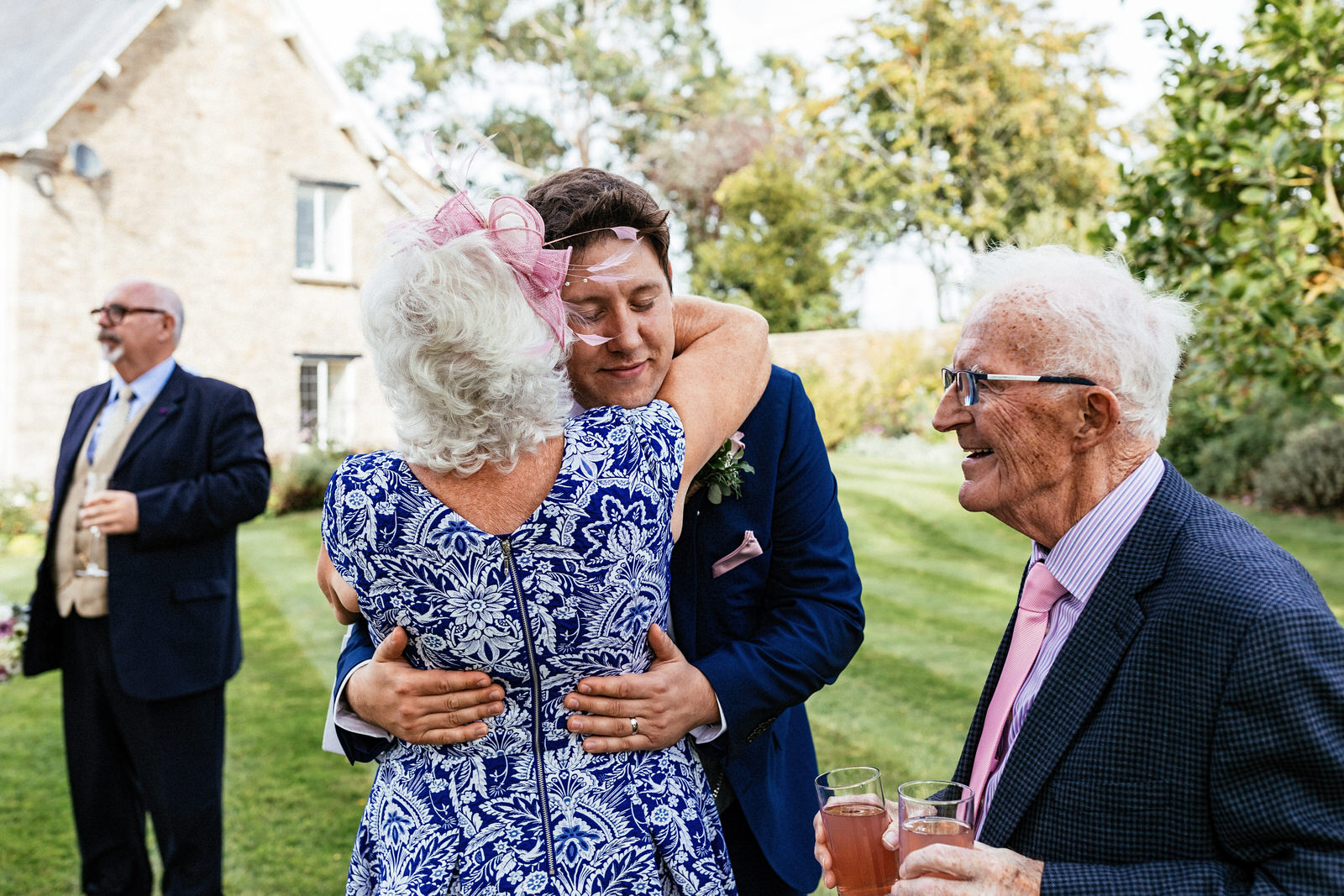 Winkworth-Farm-Wedding-Photographer-071.jpg