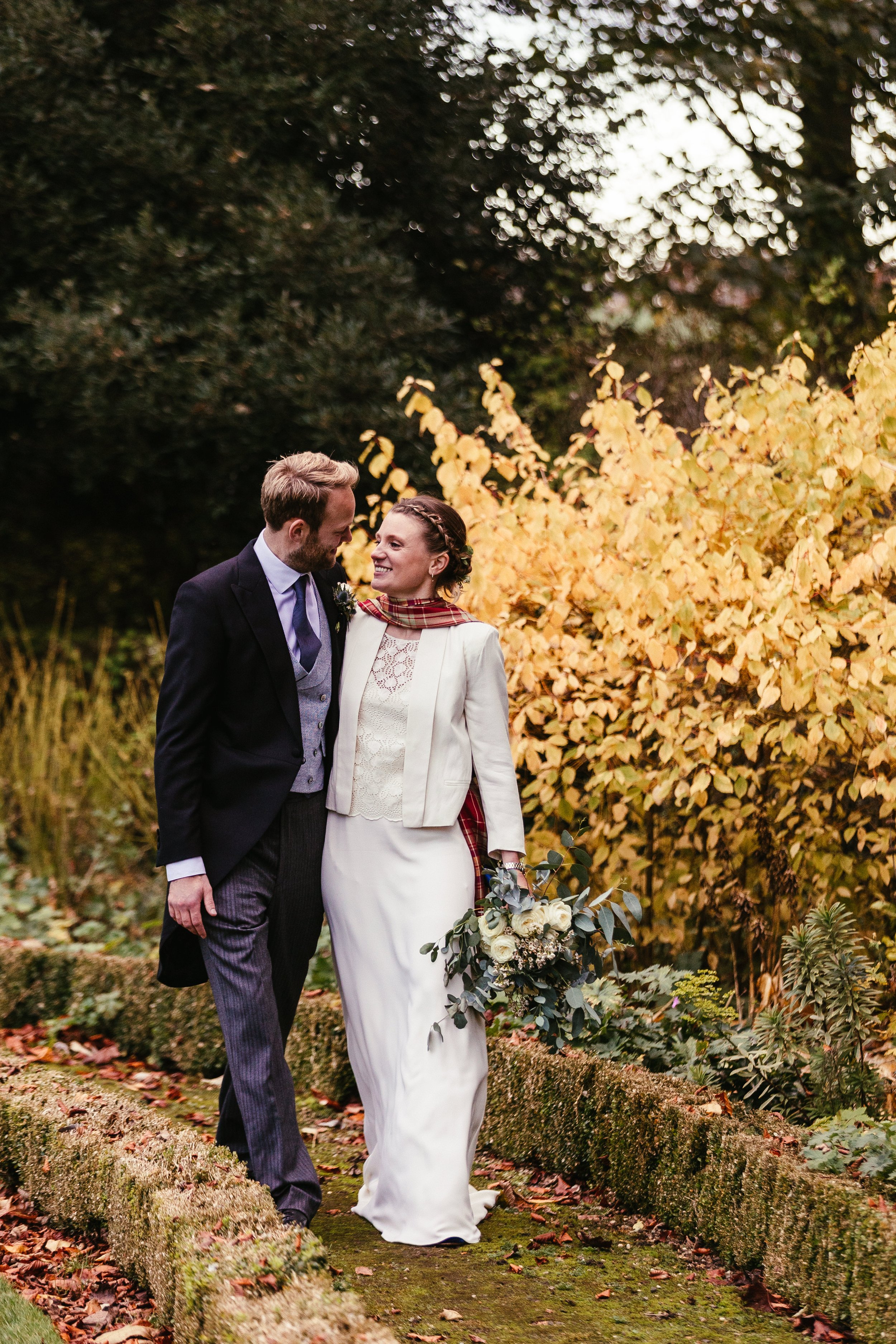 Amy-and-Ed-Wedding-Previews-32.jpg