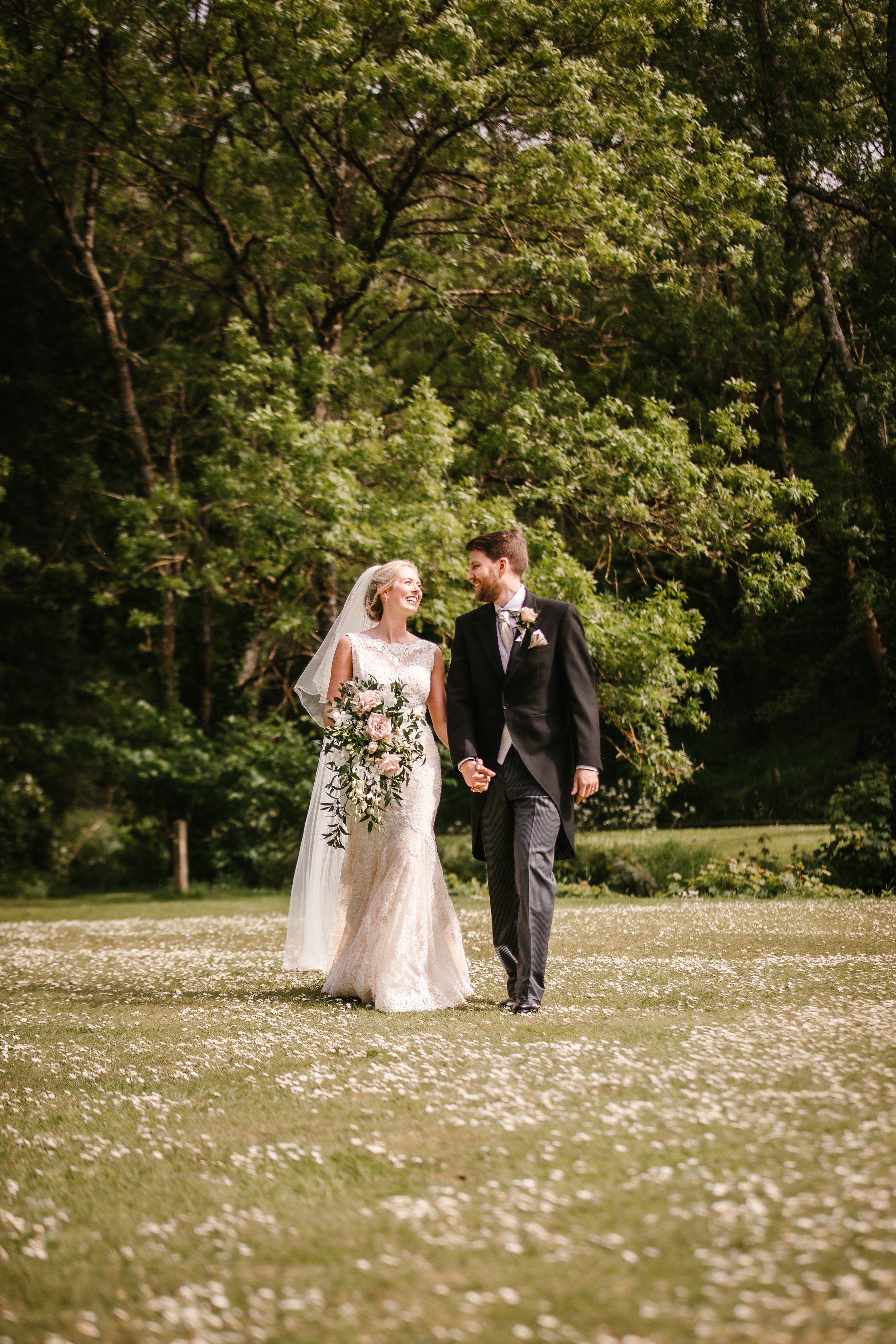 Sarina and James previews-42.jpg