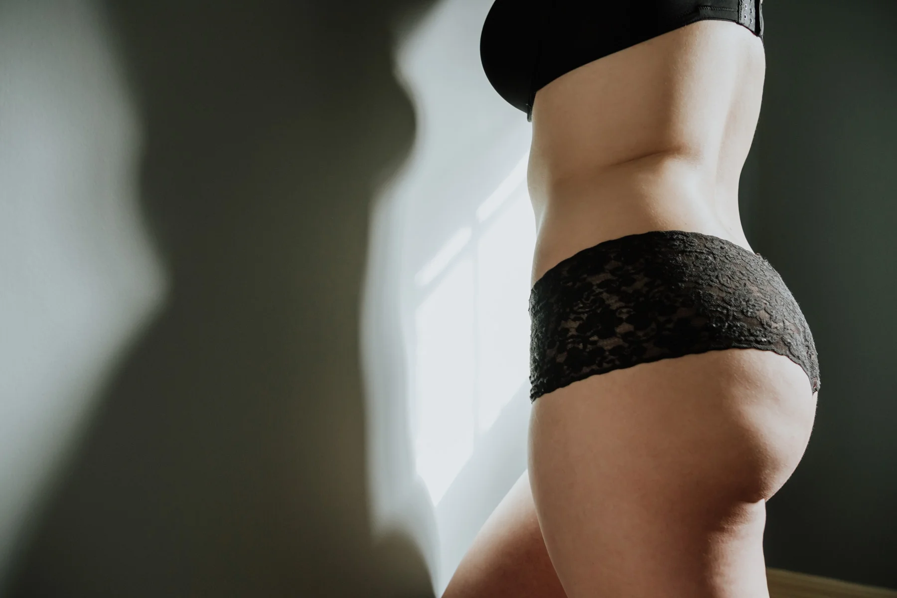 sarahboudoir_lo_res-12.jpg