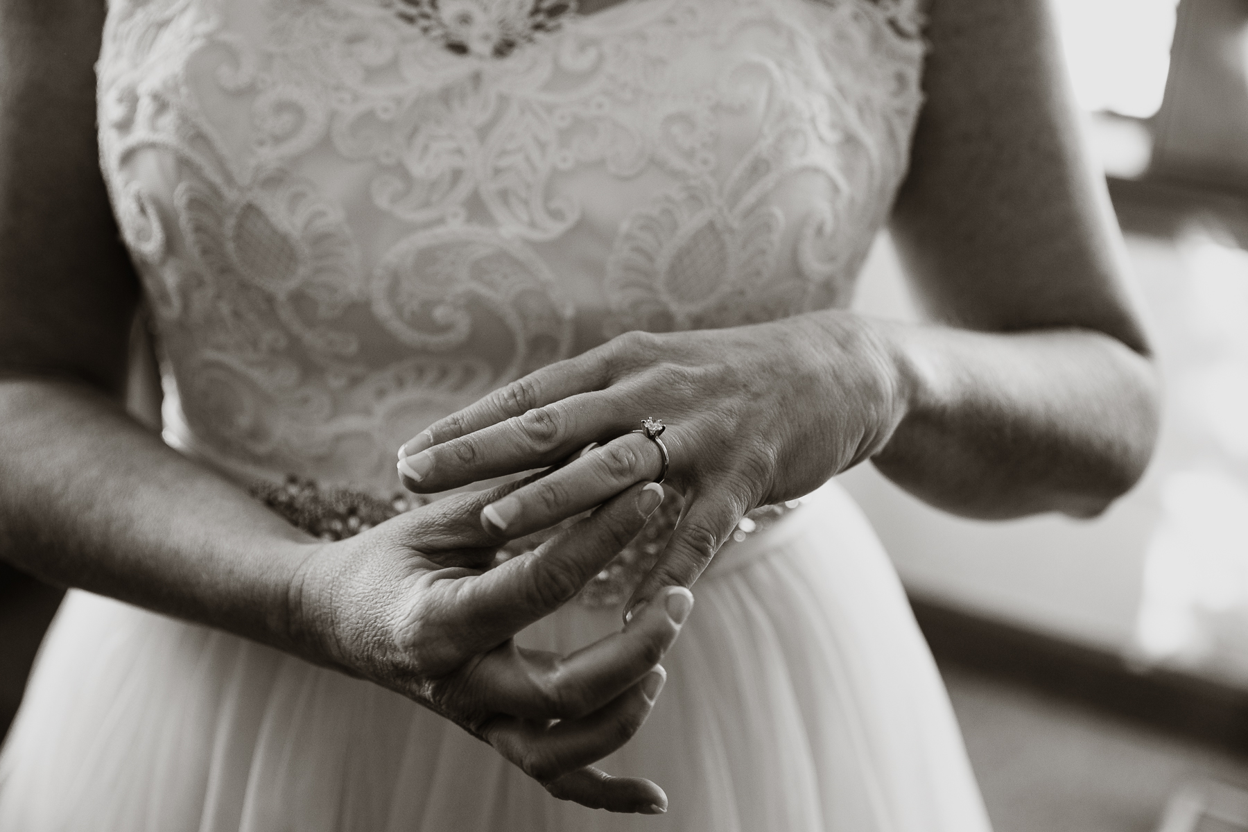 cateswedding_lo_res-33.jpg