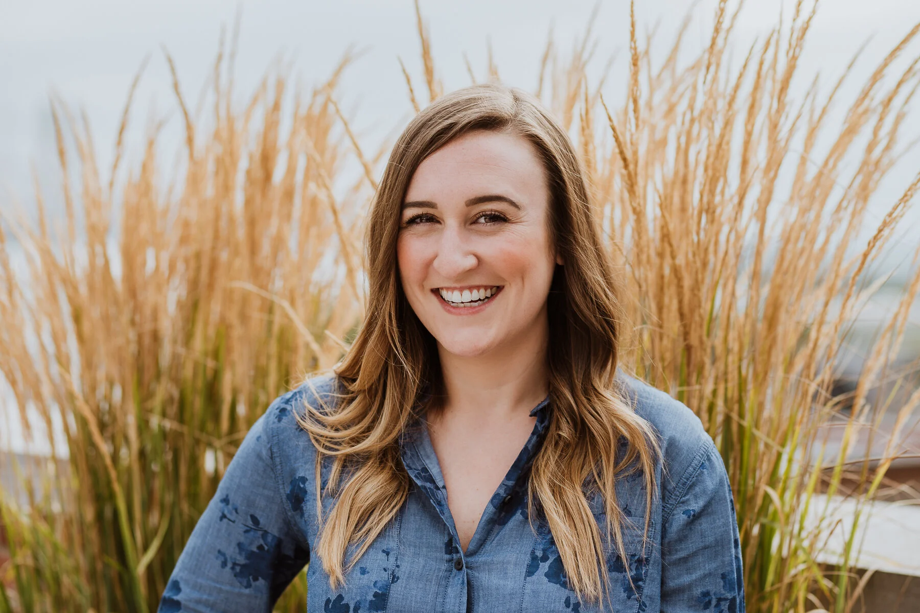 caseysaraheadshots_lo_res-5.jpg