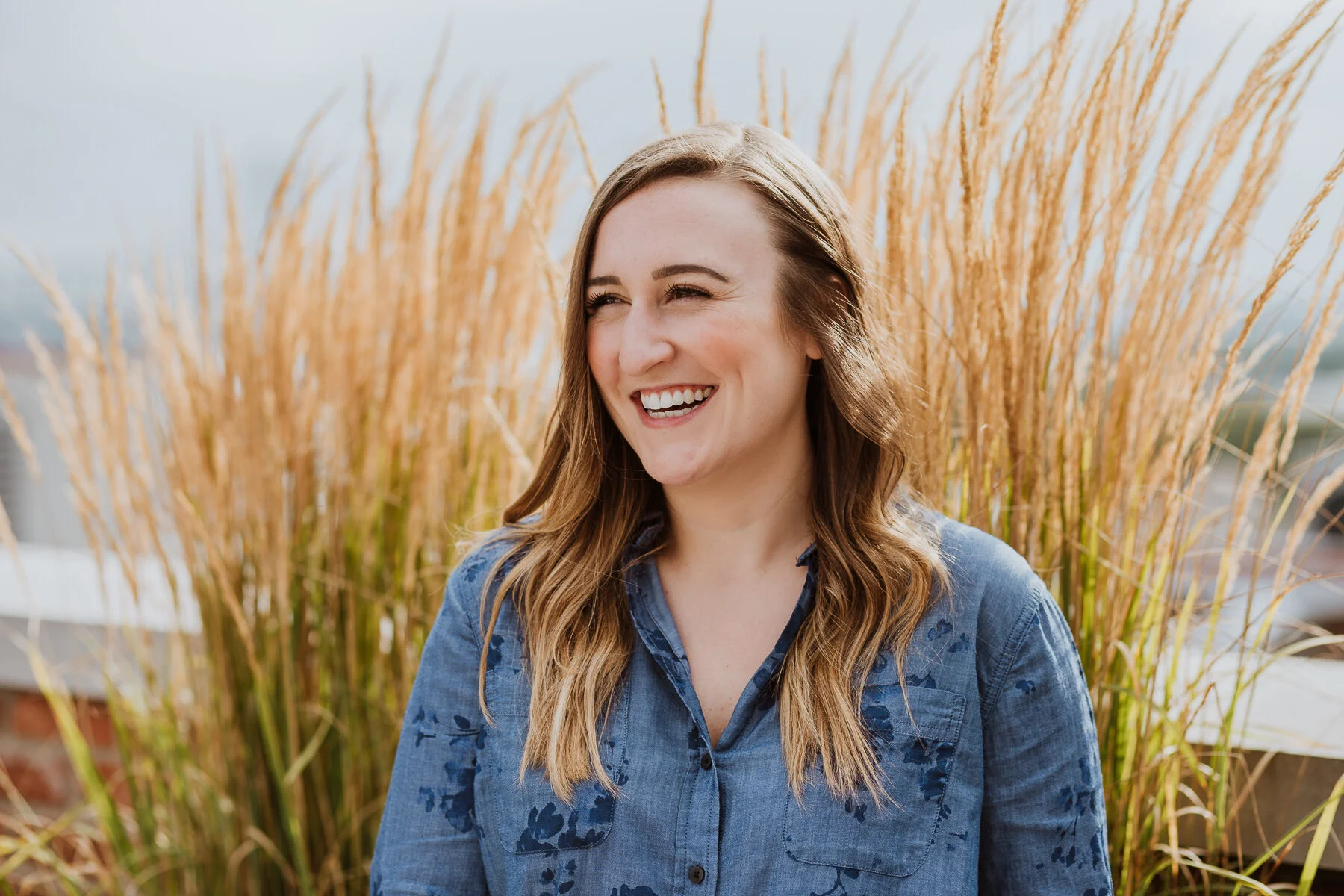 caseysaraheadshots_lo_res-6.jpg
