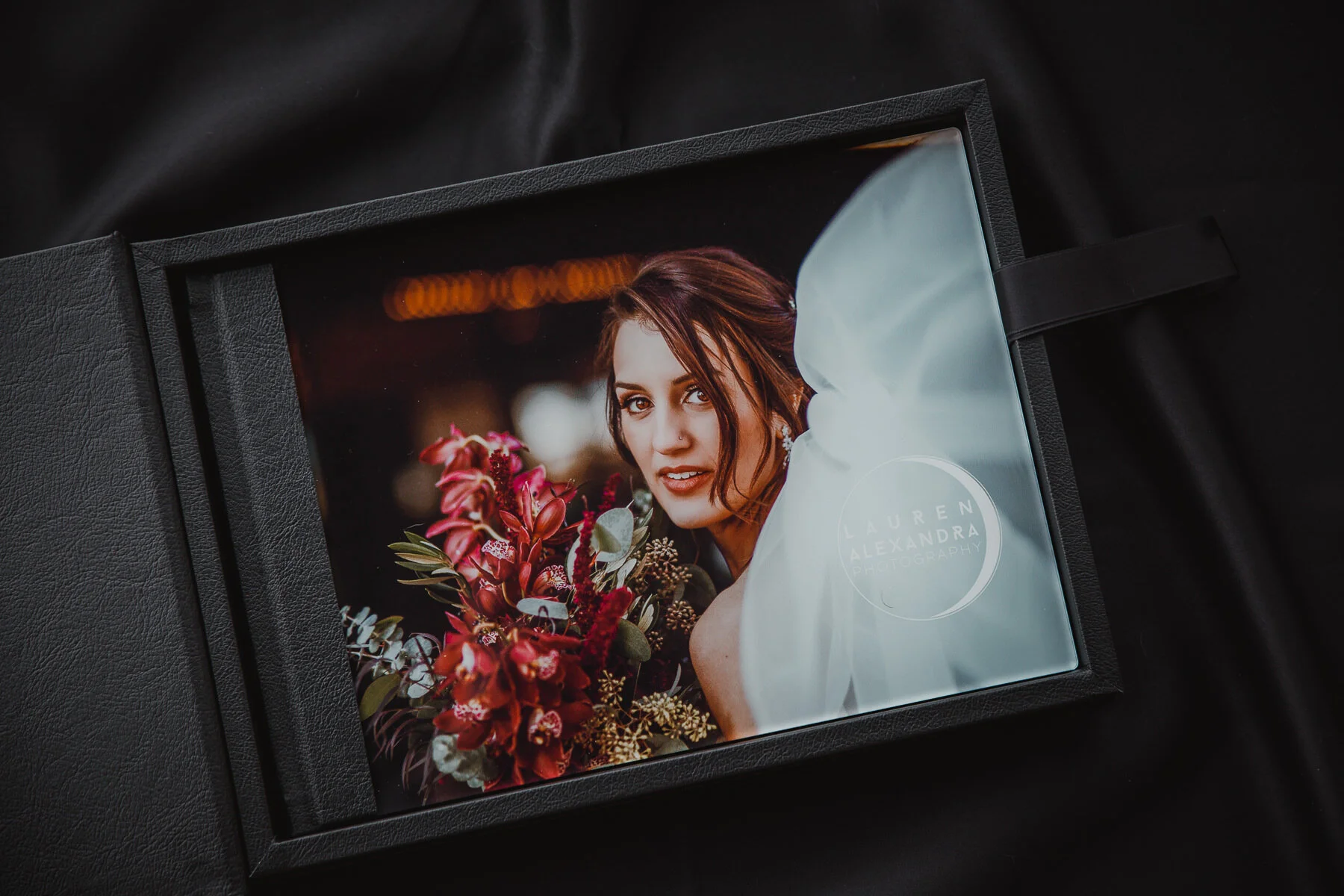 Studio Sample Album | Professional Line Photobook from Saal Digital ...