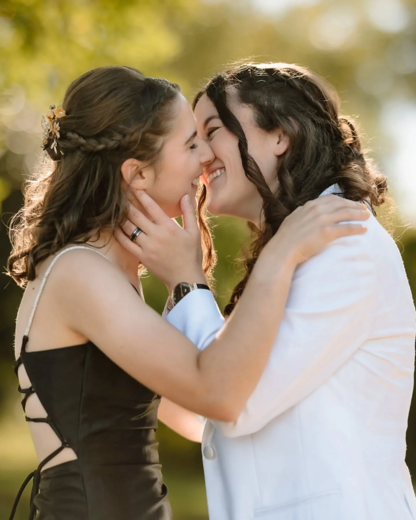 Alexa and Caity&rsquo;s wedding last weekend was incredible to capture. They had an intimate ceremony at a gazebo in Eden Park in Cincinnati&ndash; where their dog, Edison, could be in attendance&ndash; followed by a reception at Benken Garden Center