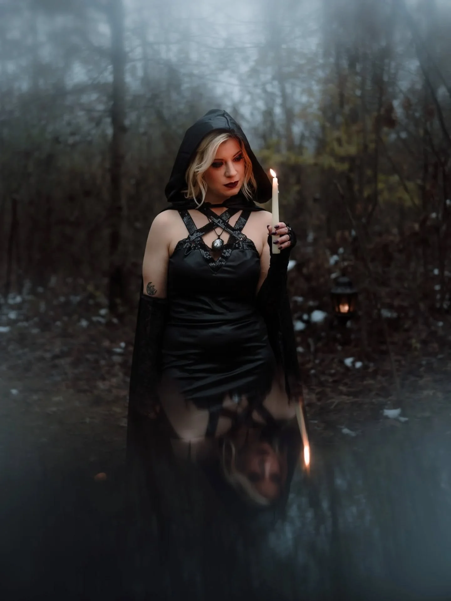 Solstice Blessings and Happy Yule, everyone 🕯️✨ May you be warm and cling to every hour of light on this longest night.

I loved photographing this winter witch session for Jess earlier this month! Her ideas for how to incorporate her Craft for her 