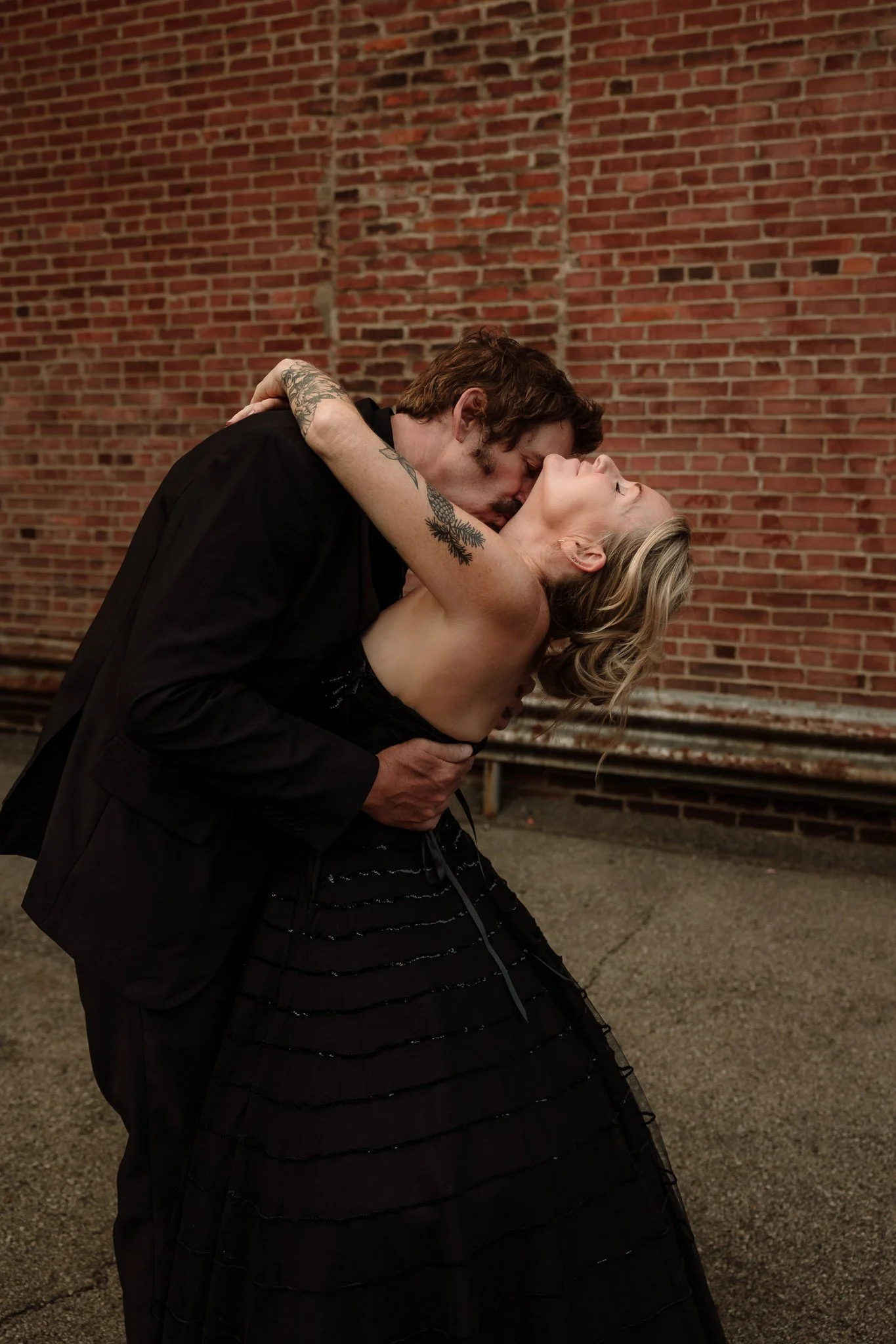 downtown-lousiville-elopement_lo_res-3.jpg