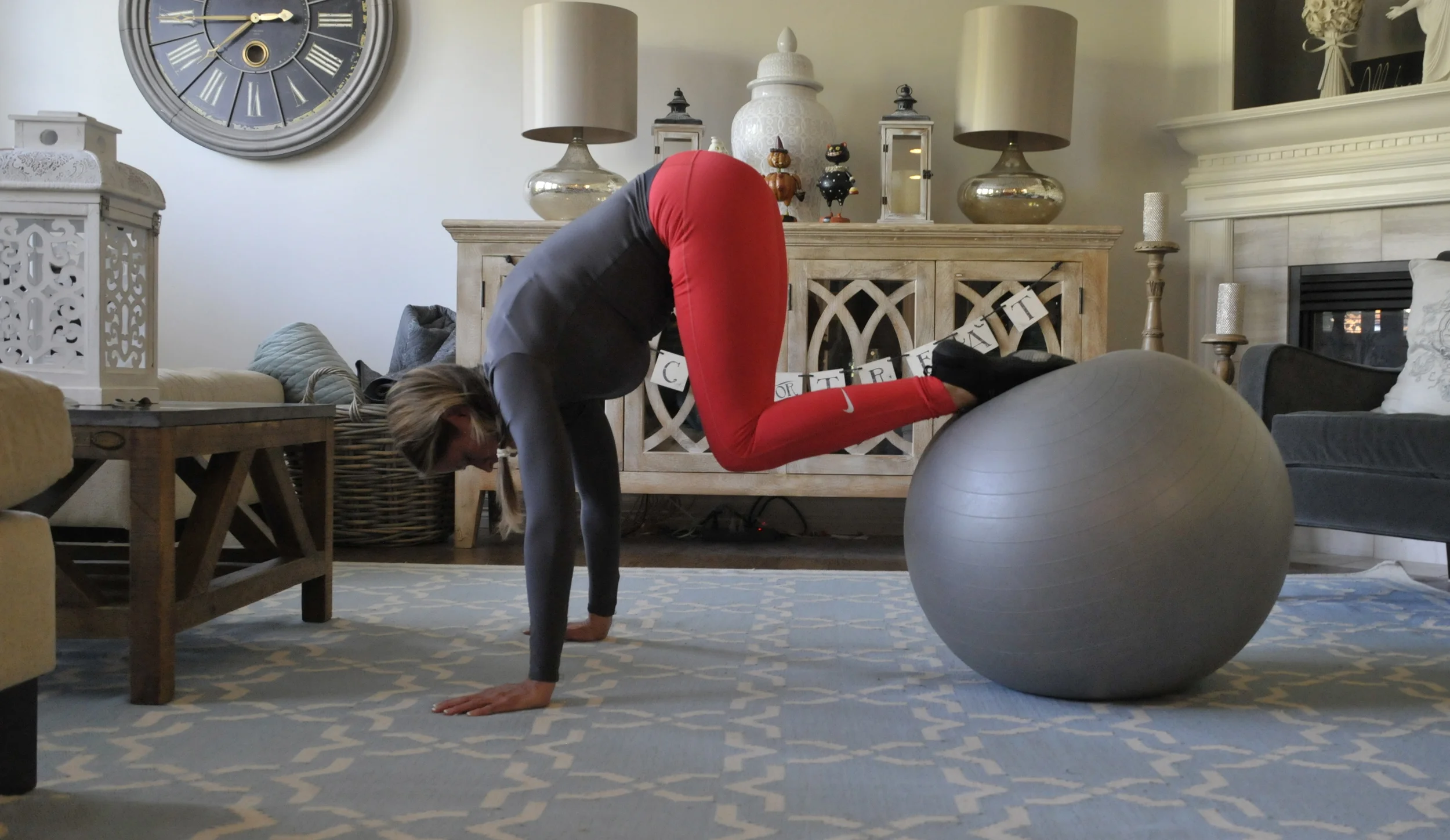 Jack Knife on a yoga ball 