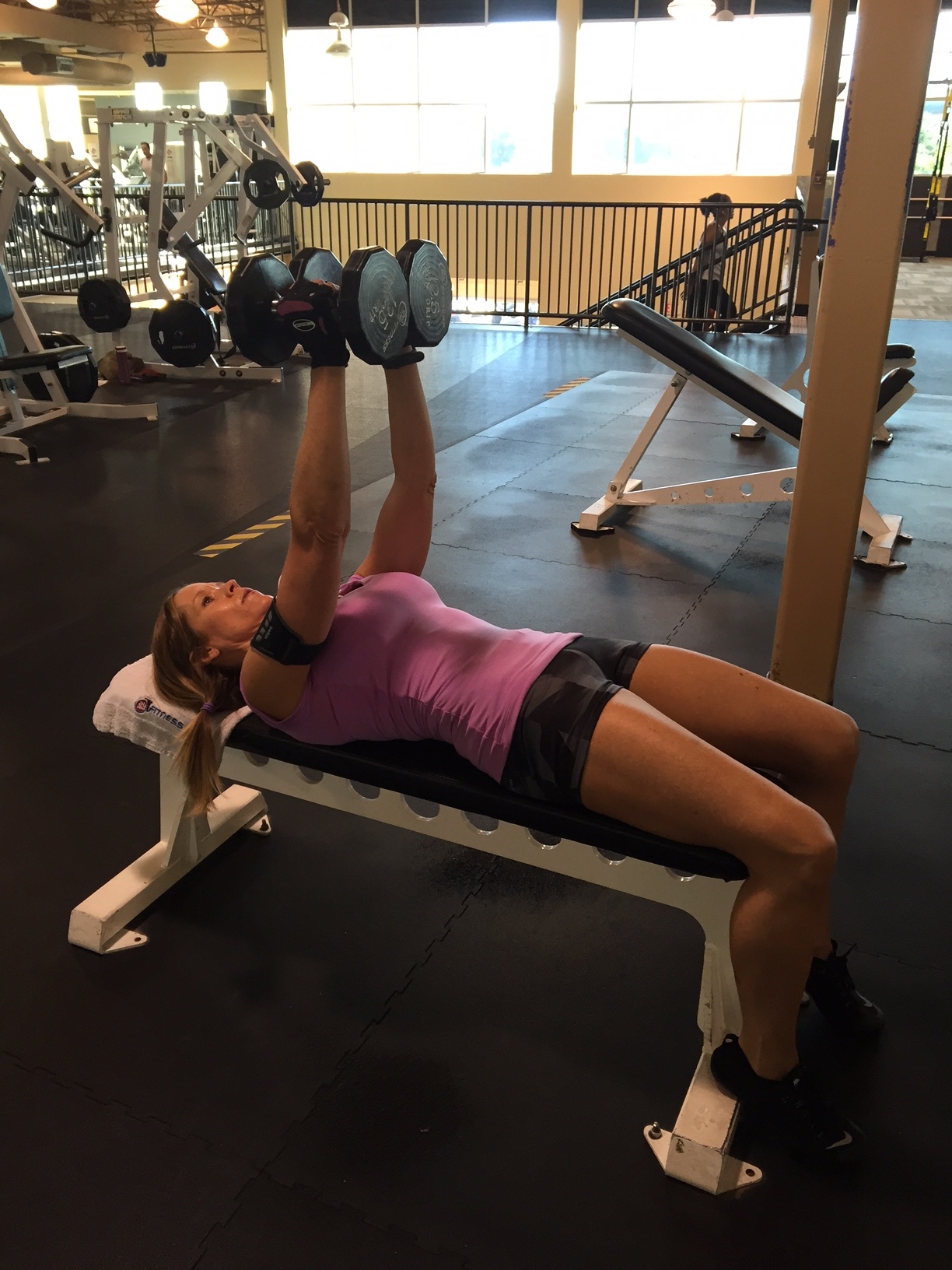 Ending position for a chest push press 