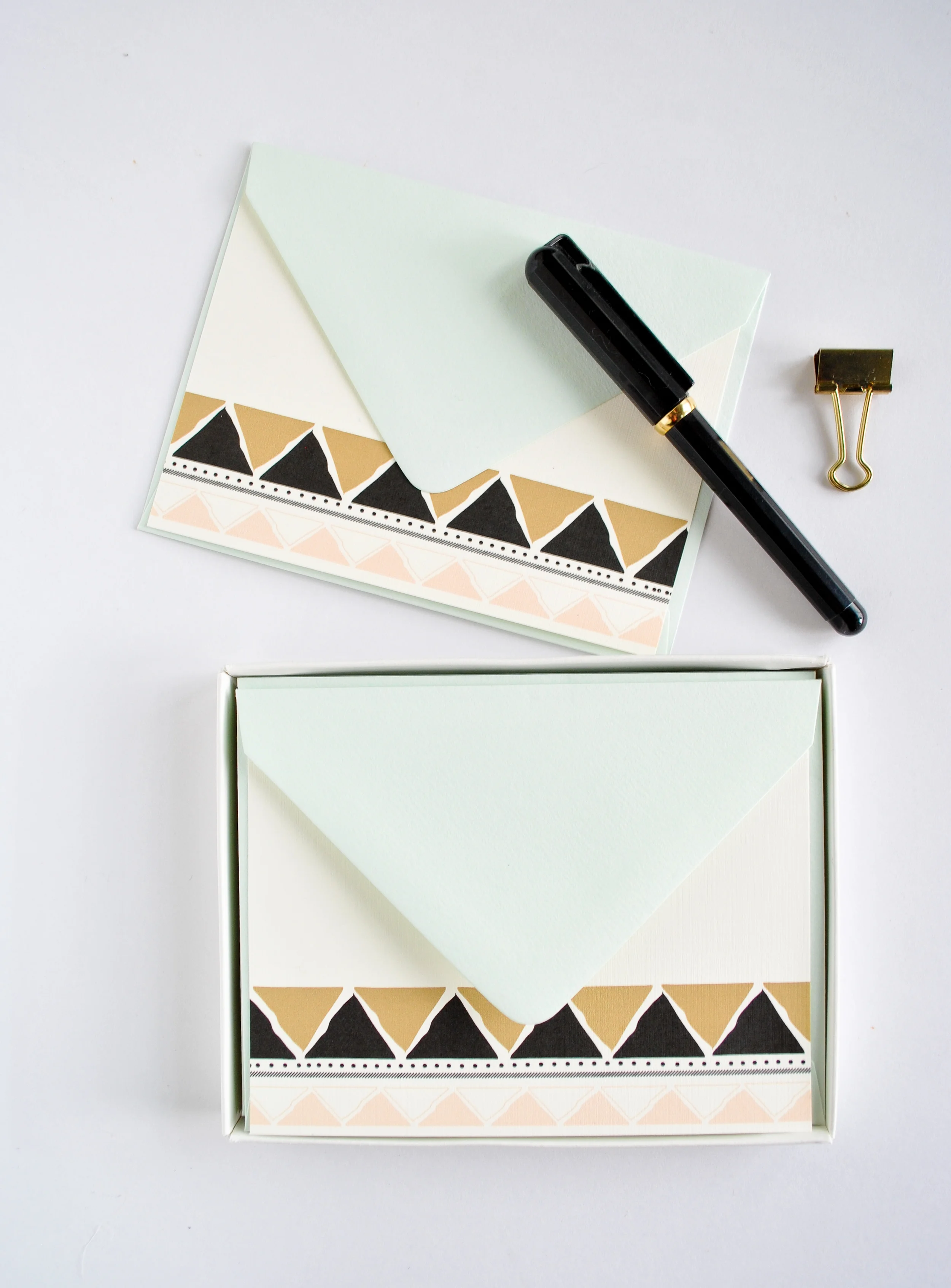Triangle Pattern Card