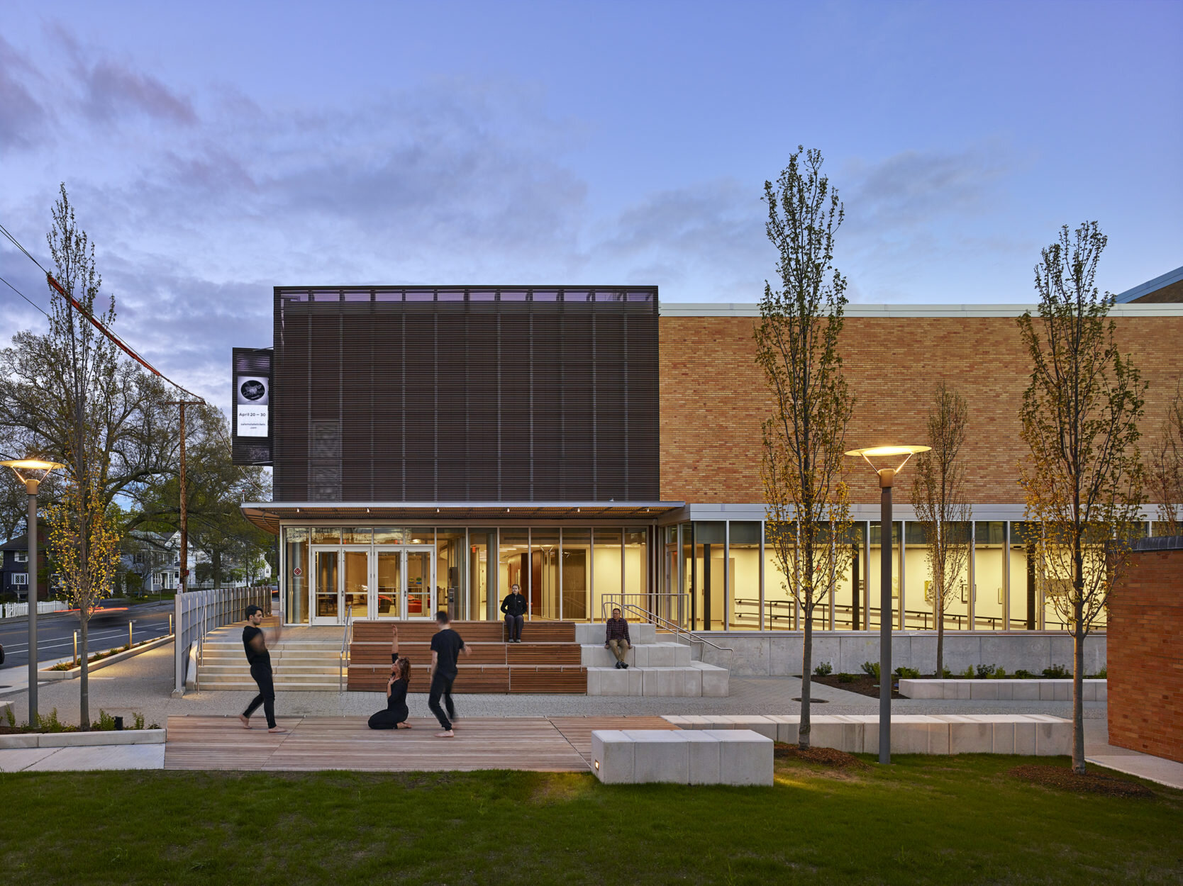  Salem State University Performing Arts Complex, Sophia Gordon Center for Creative and Performing Arts; Leers Weinzapfel Architects 