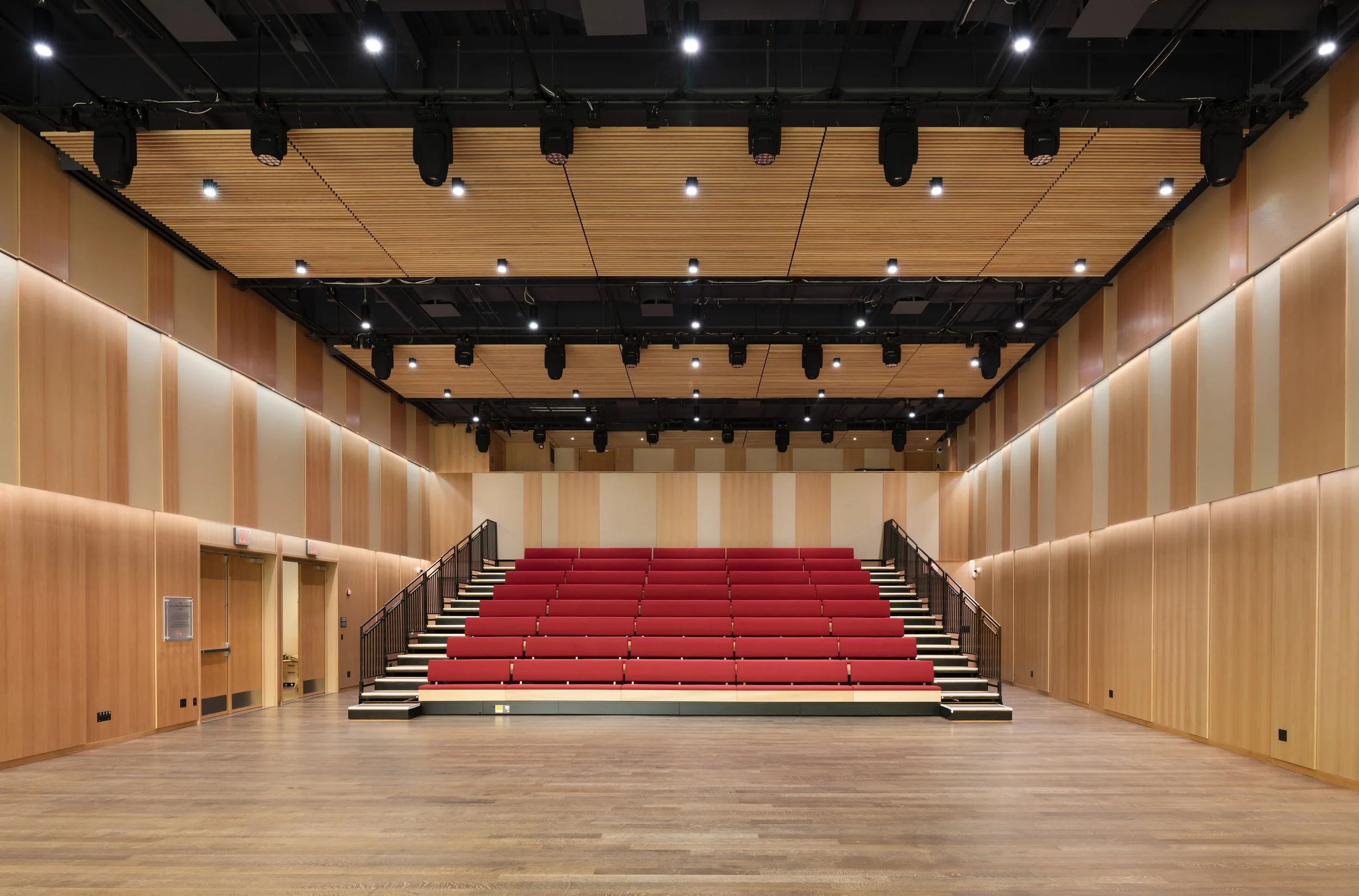 LA CASA: CENTER FOR THE ARTS, SELF-DETERMINATION AND ACTIVISM