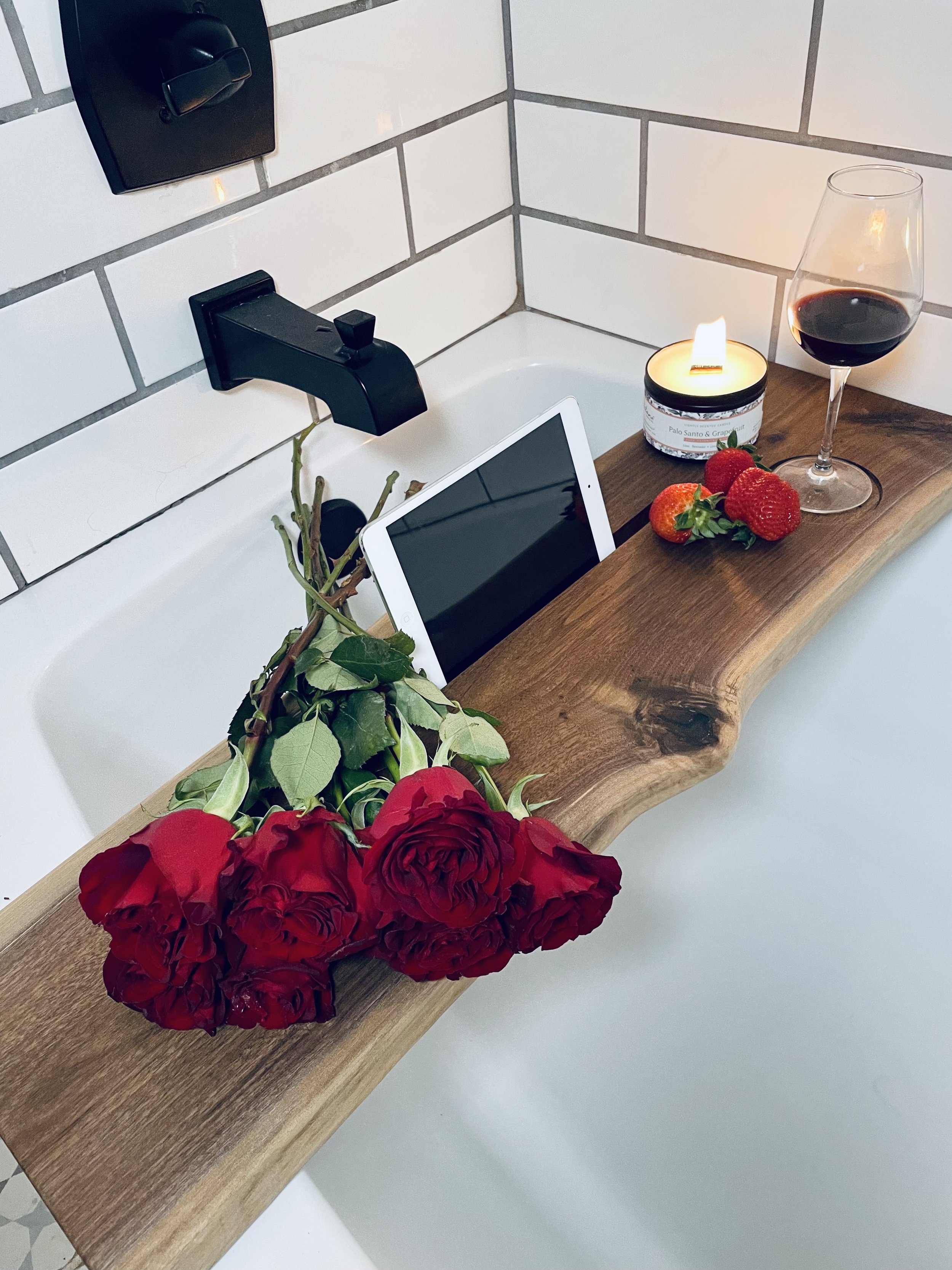 Walnut_Roses_1.jpg