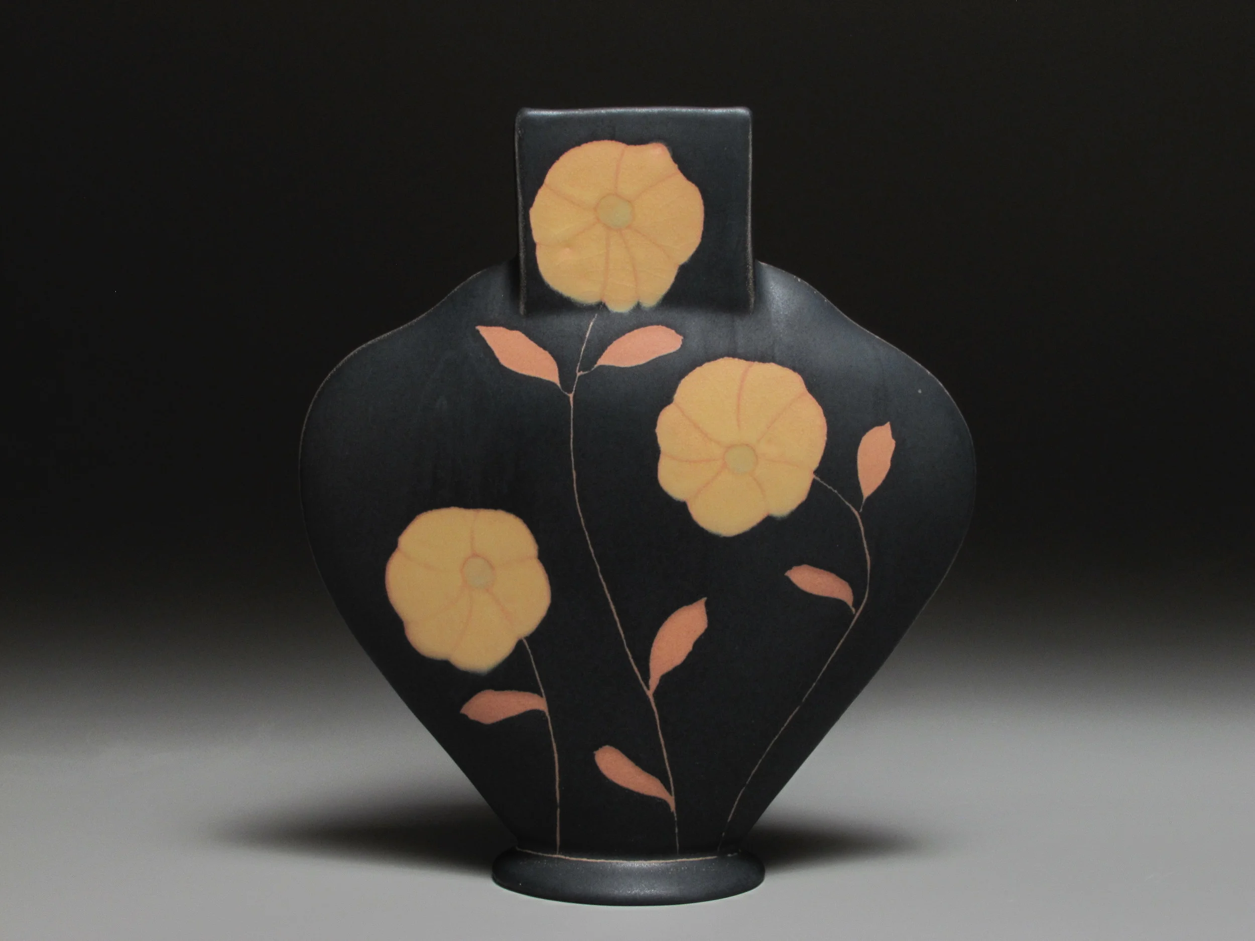 Donna Polseno, Vase, mid range porcelain, 11x8x3, 2016