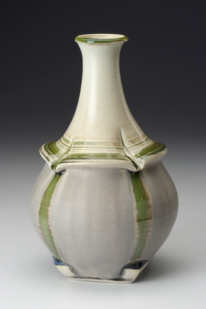 Peltz Vase.jpg