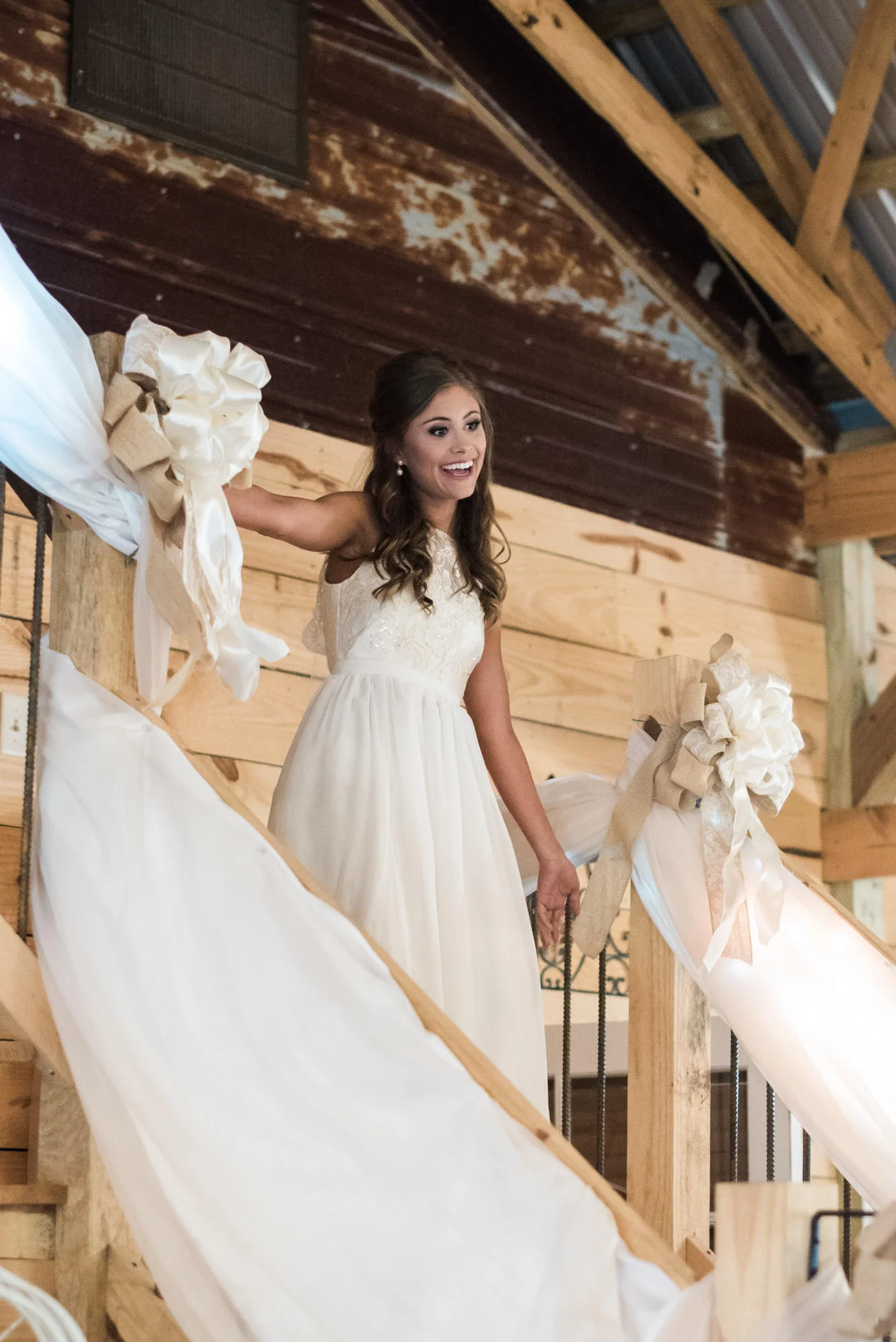 Athens-Wedding-bride-reveal-27.jpg
