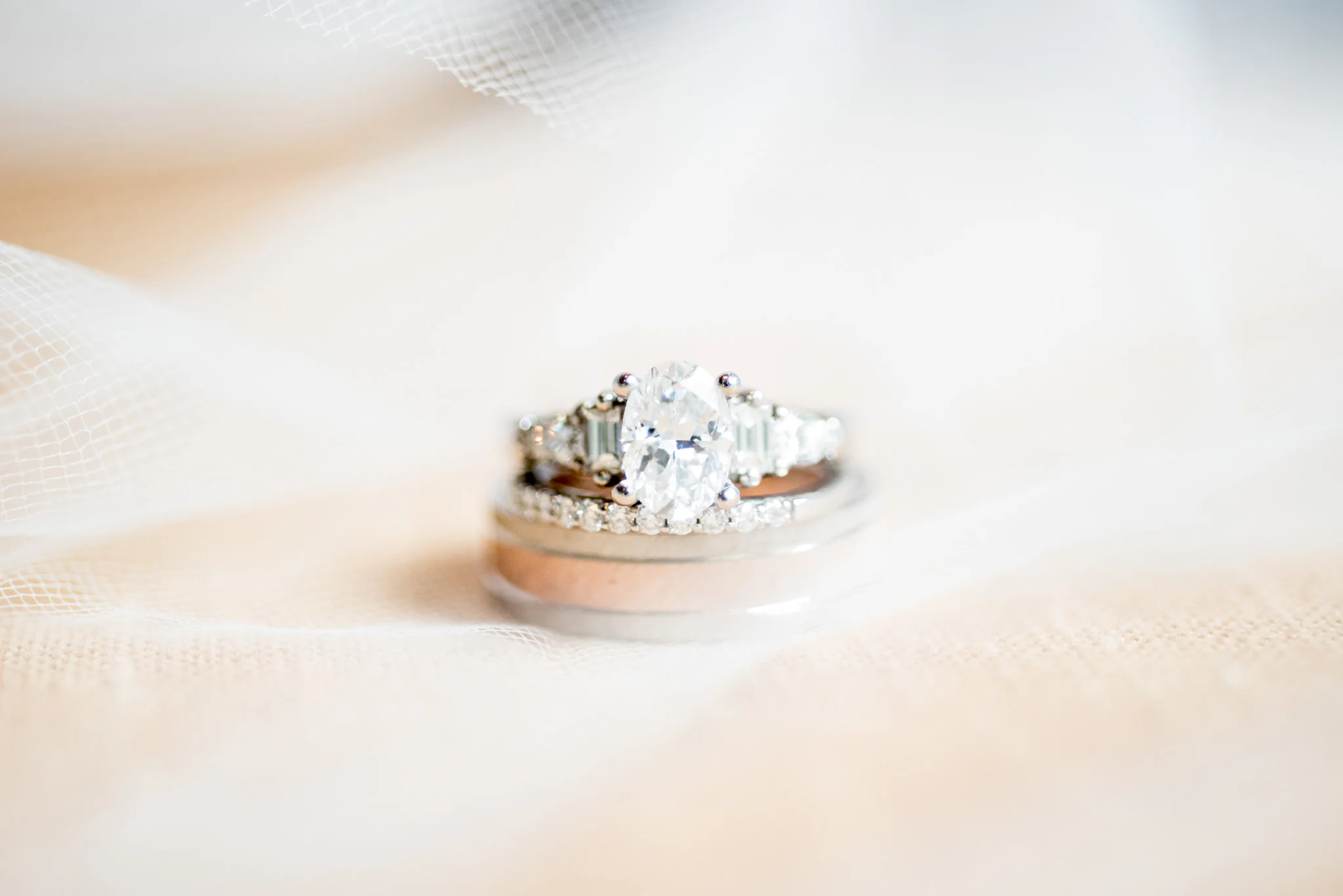 Athens-wedding-rings-veil.jpg