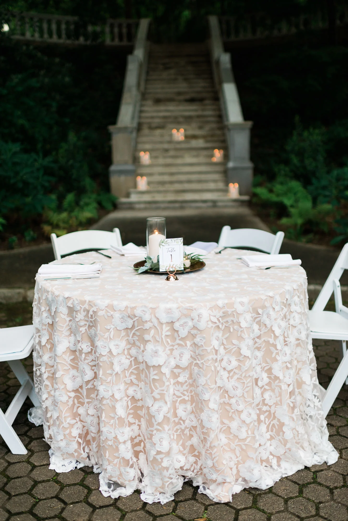 Atlanta-wedding-staircase-33.jpg