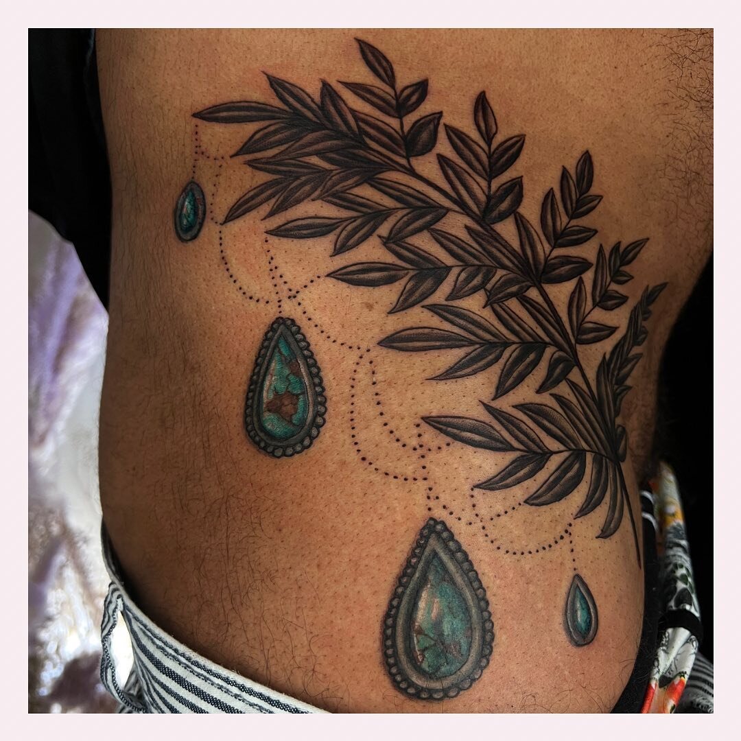 Fern and turquoise for one of my favorite clients. This tattoo was drawn on and was also a cover up. #pdx #ferntattoo #turqoise @midnighttattooportland